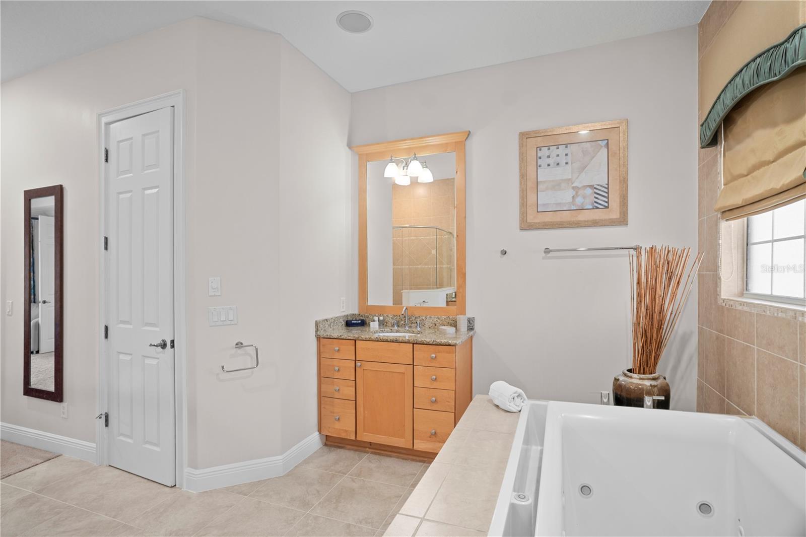 7388 Gathering Ct Property Photo 32
