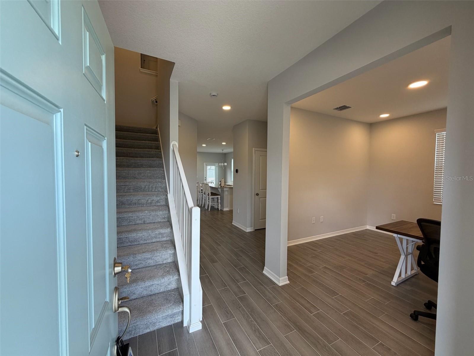 15935 Grafton Way Property Photo 5