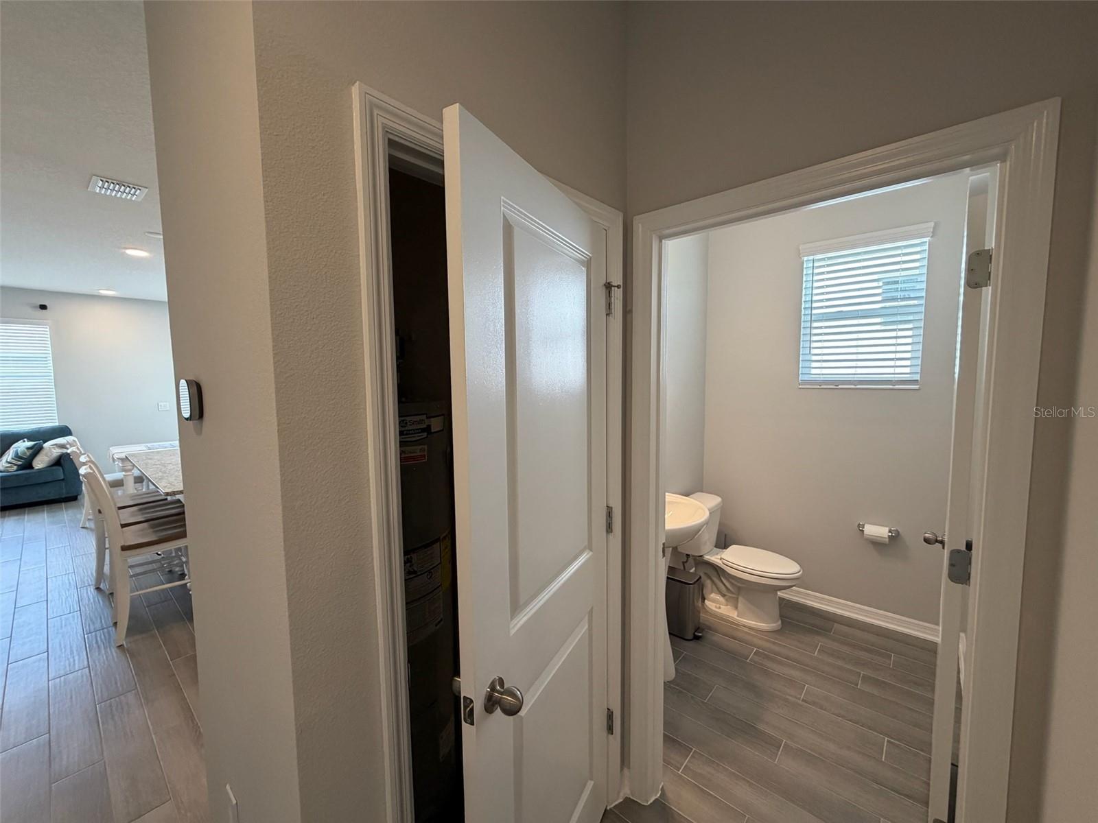 15935 Grafton Way Property Photo 7