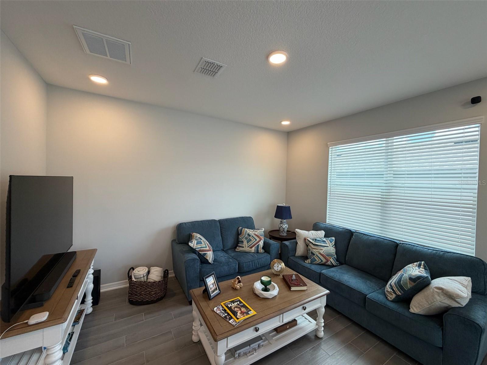 15935 Grafton Way Property Photo 16