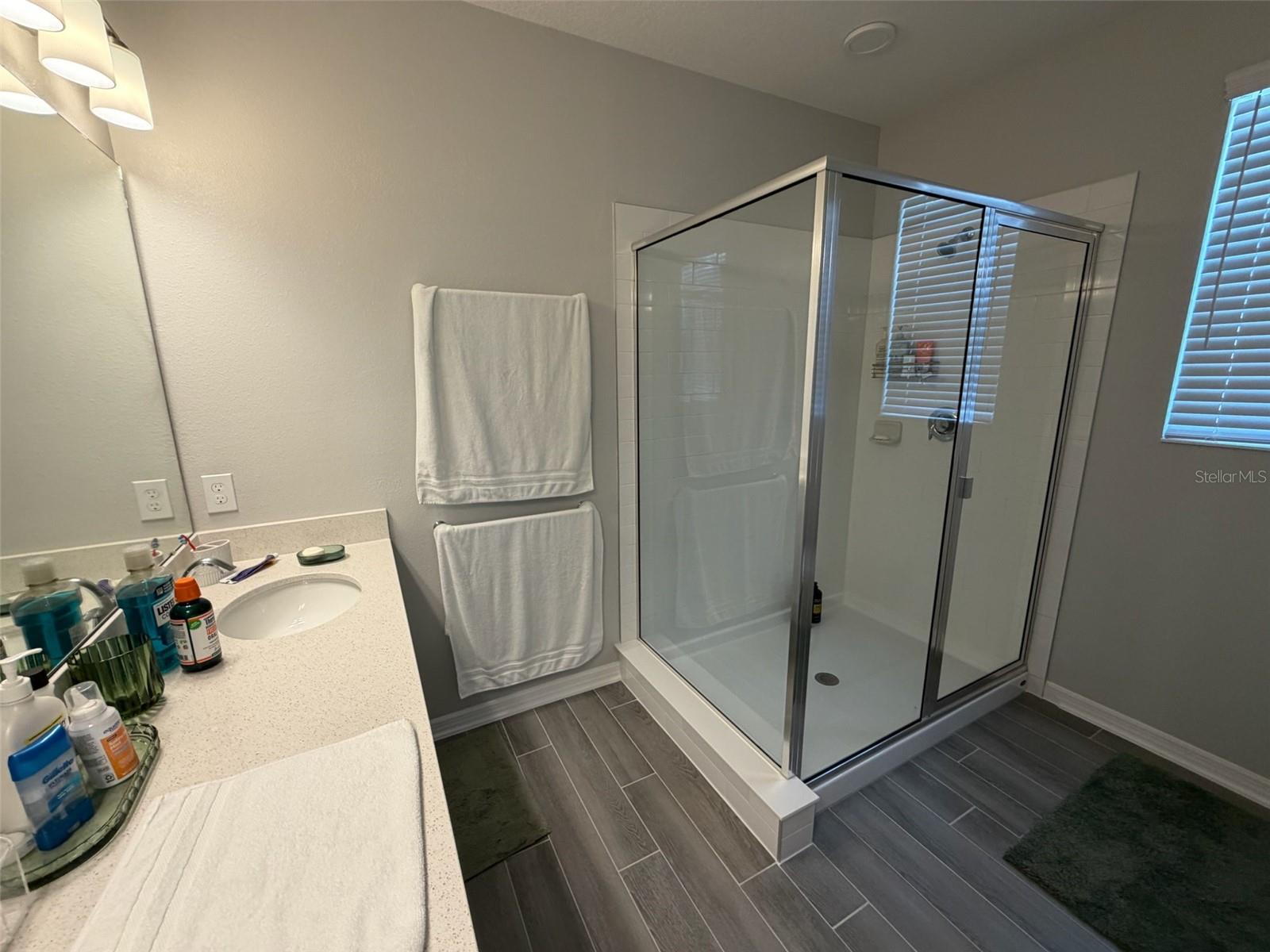 15935 Grafton Way Property Photo 32