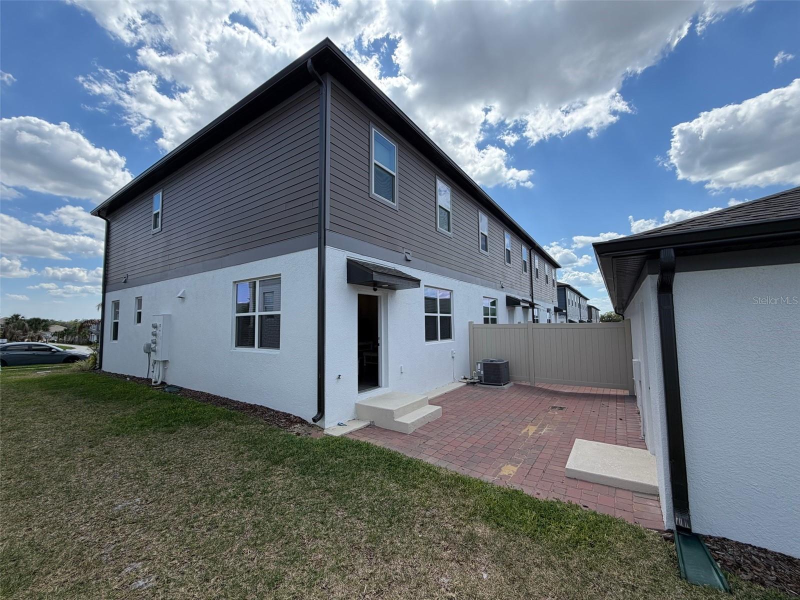 15935 Grafton Way Property Photo 41