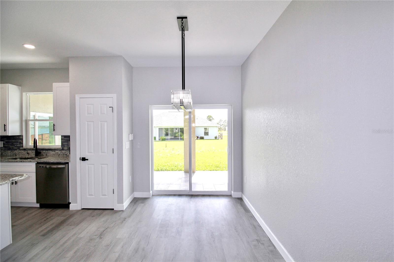4631 Mignon Dr Property Photo 15