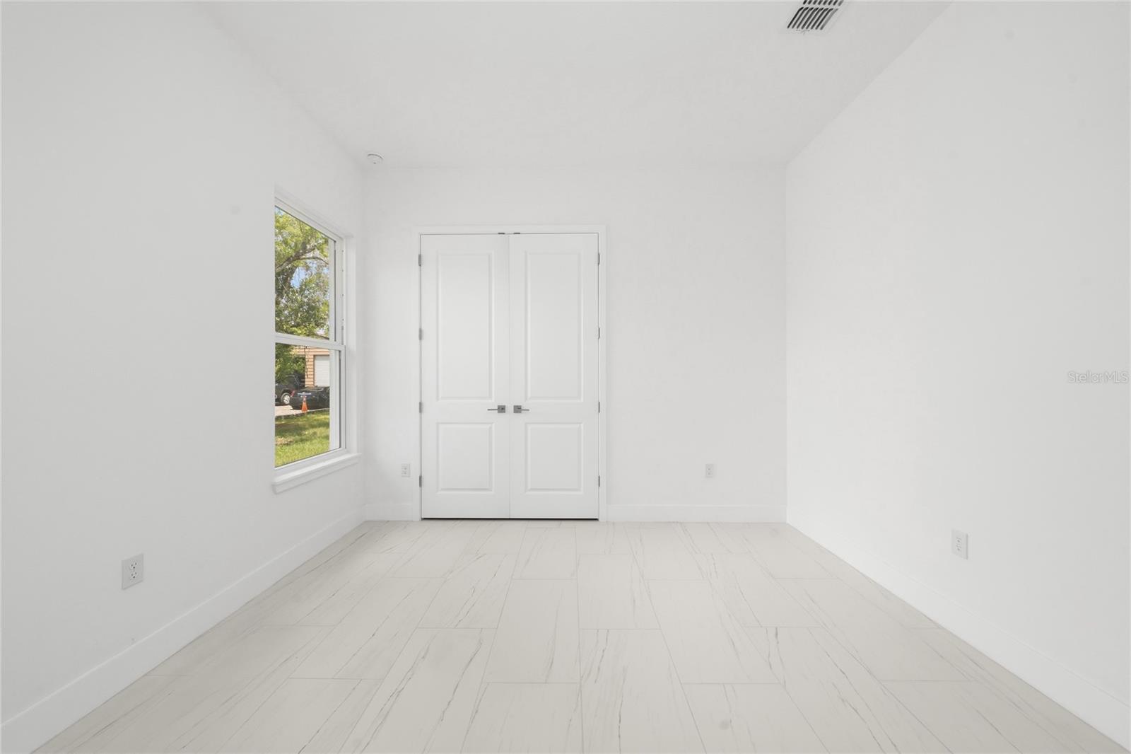 18561 Sabal St Property Photo 25
