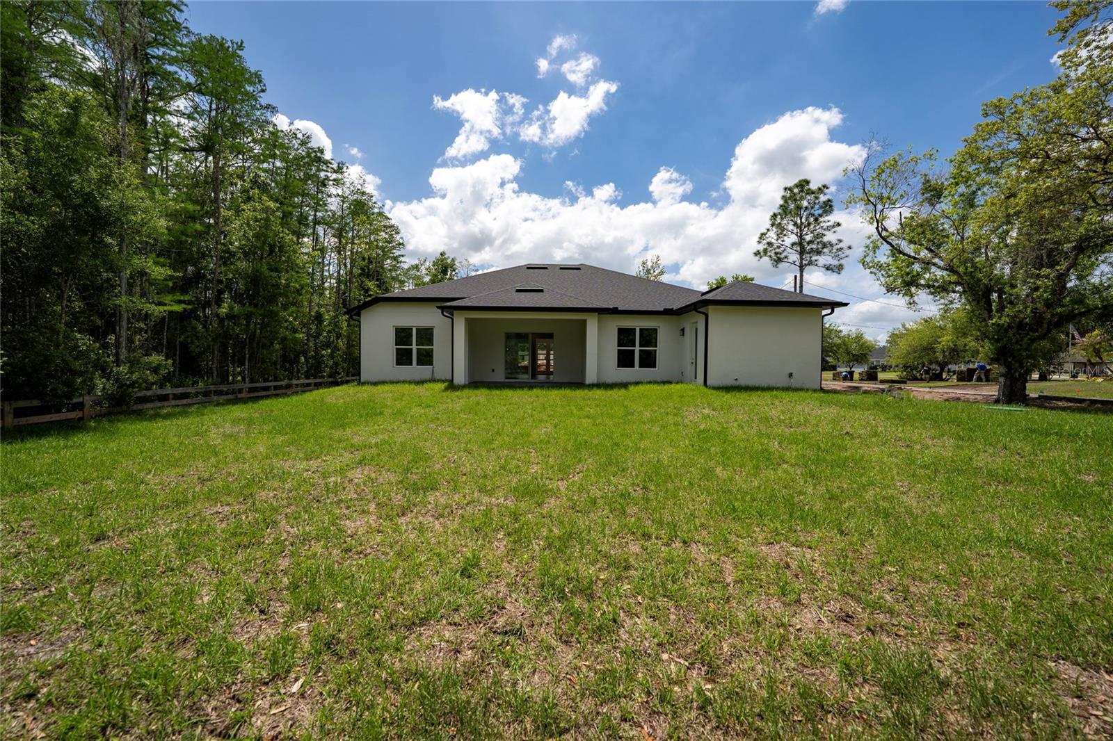 18561 Sabal St Property Photo 32