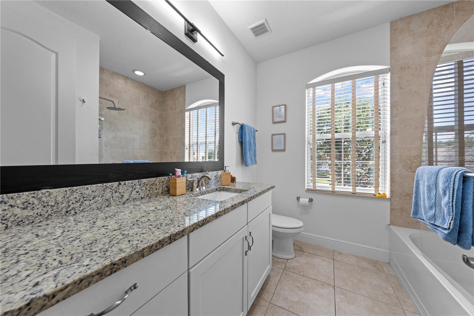 14100 Tarvin St Property Photo 32