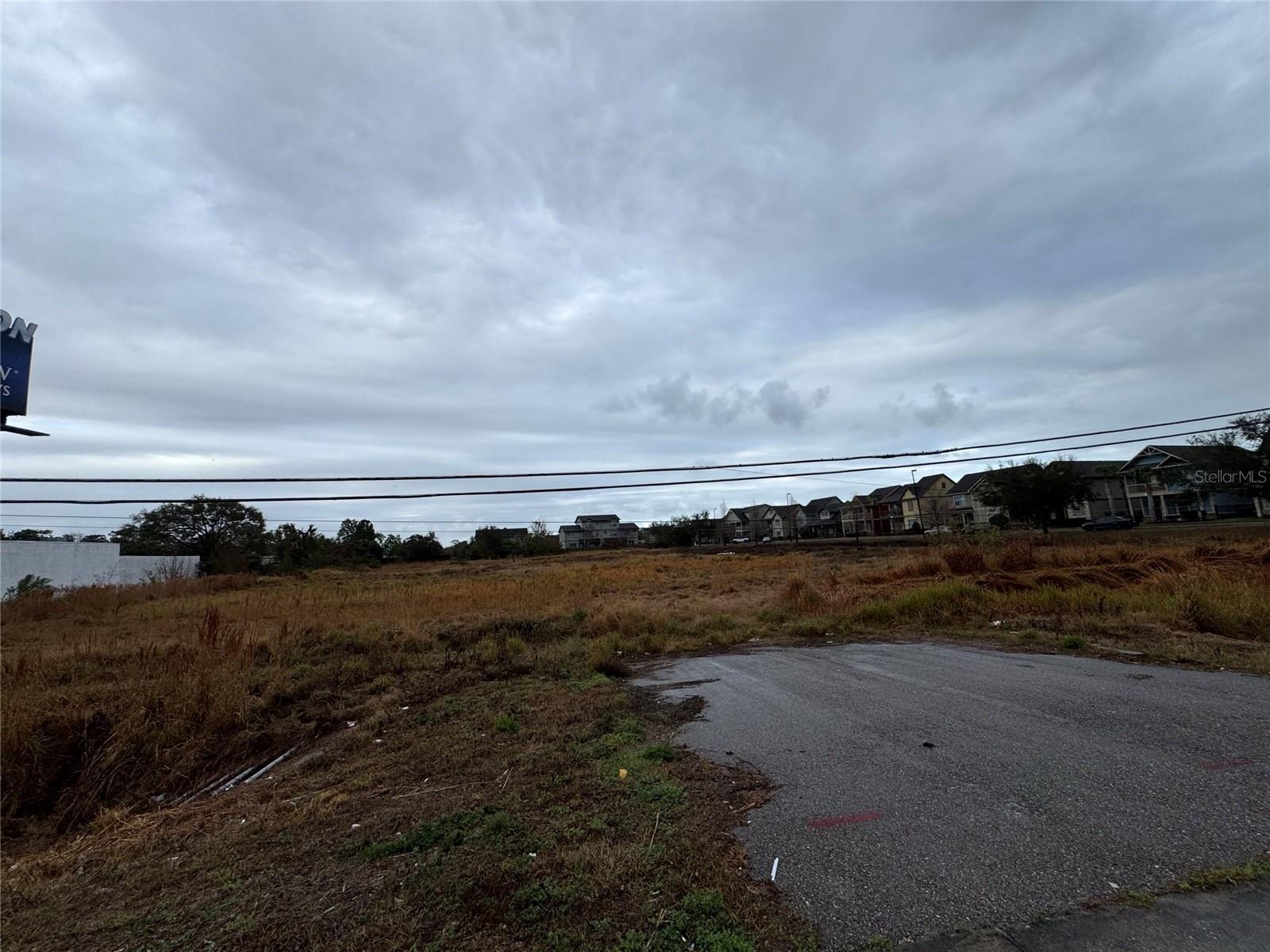 11065 E Colonial Dr Property Photo 1