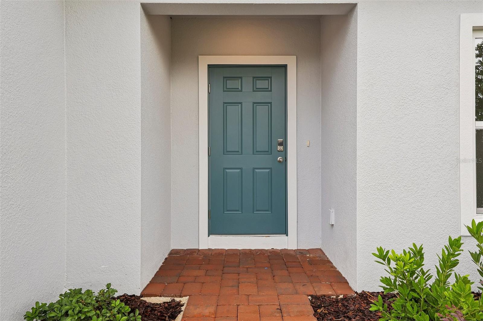 27456 Black Kite Ave Property Photo 4