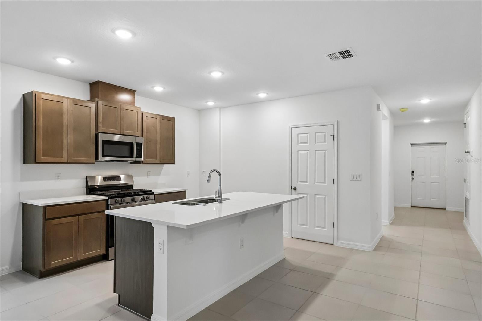 27456 Black Kite Ave Property Photo 11
