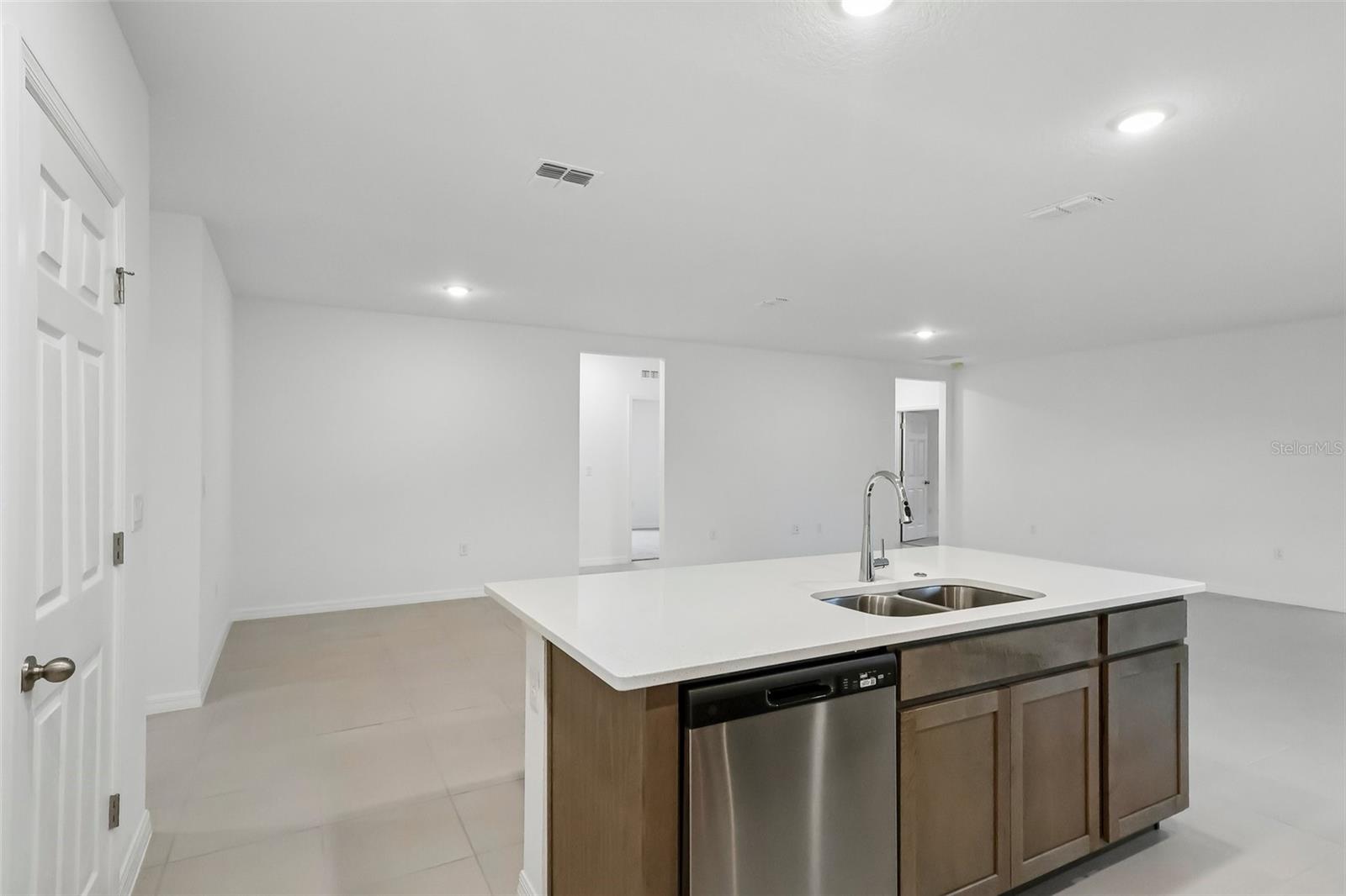 27456 Black Kite Ave Property Photo 15