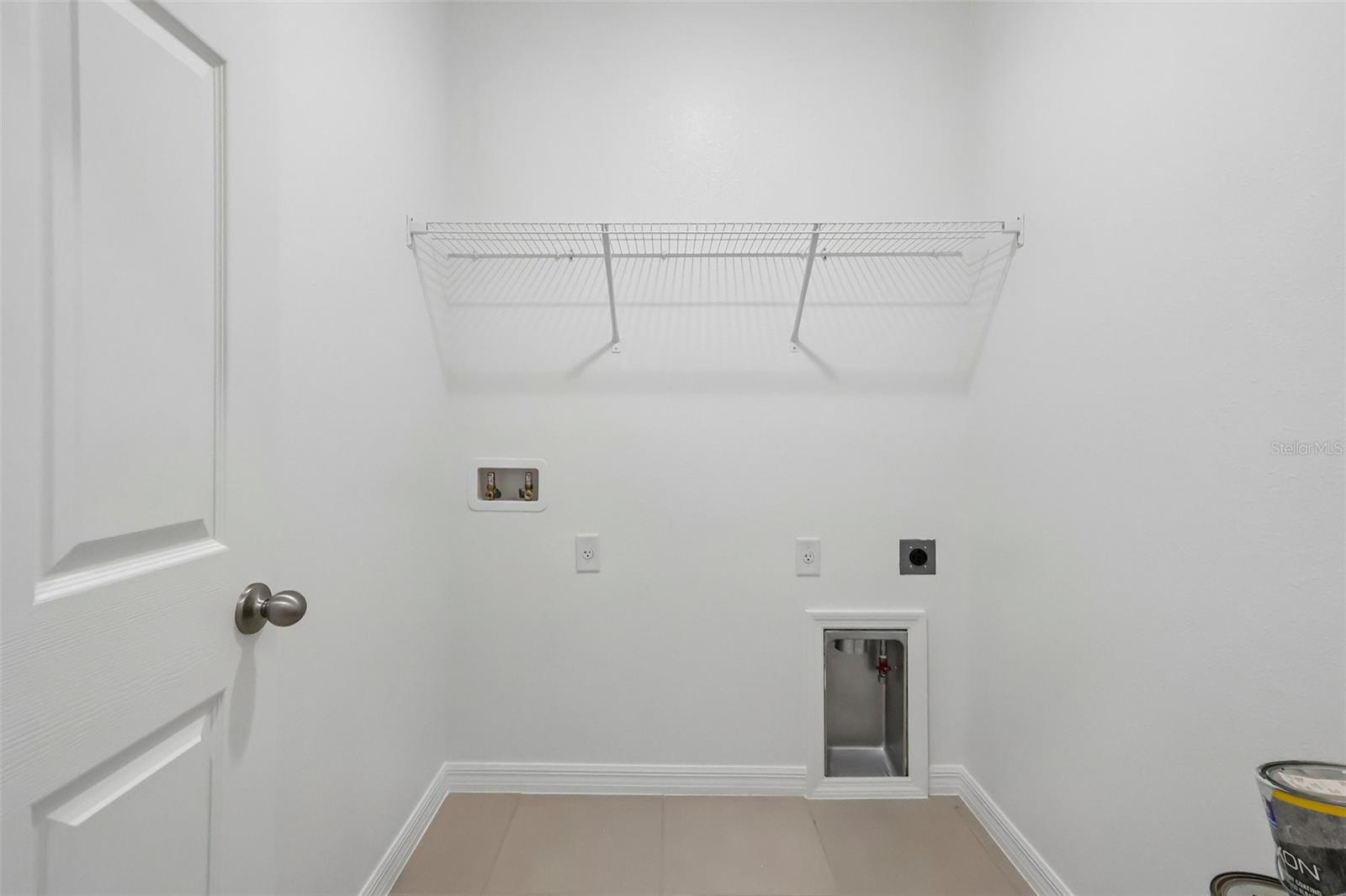 27456 Black Kite Ave Property Photo 18