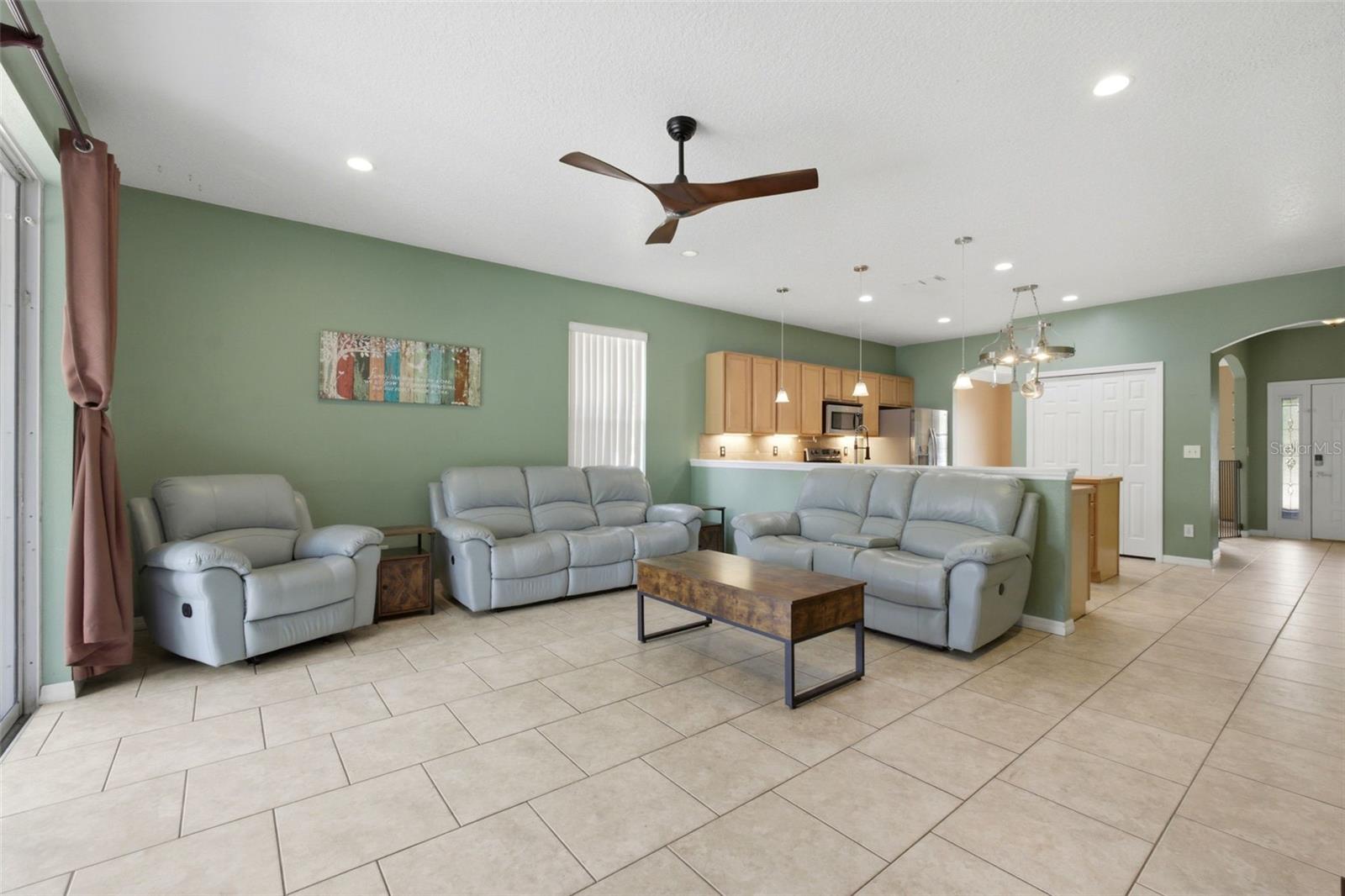 35937 Dawn Dr Property Photo 4
