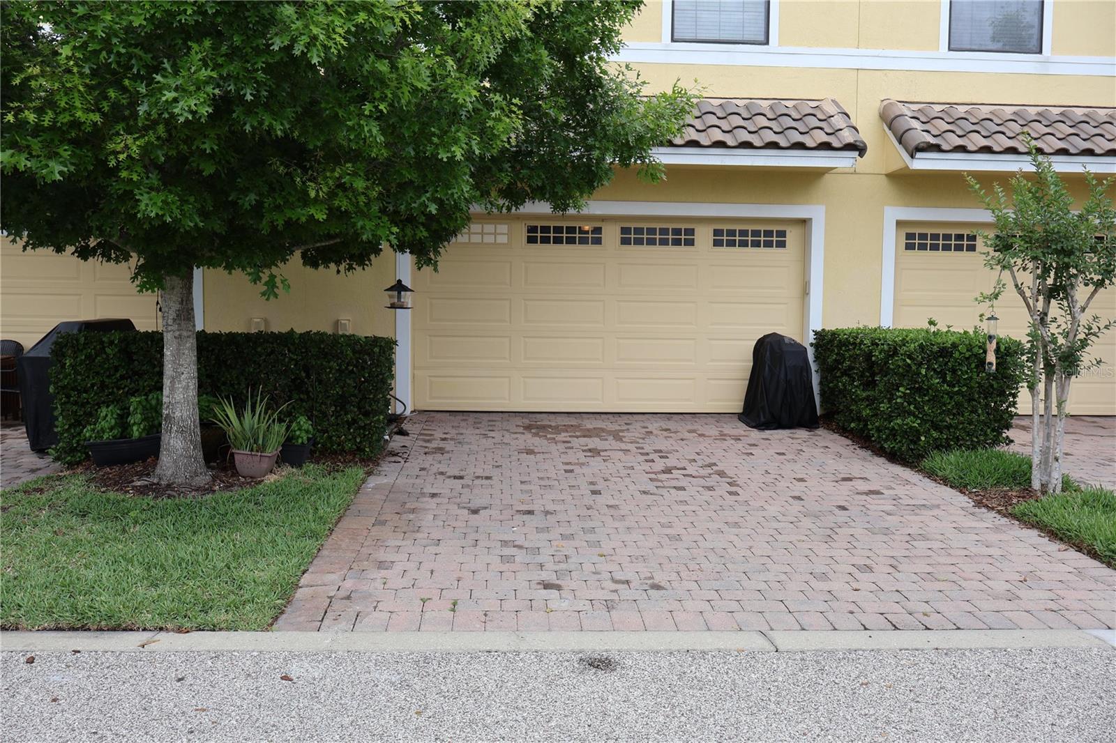 O6400537 Property Photo 29