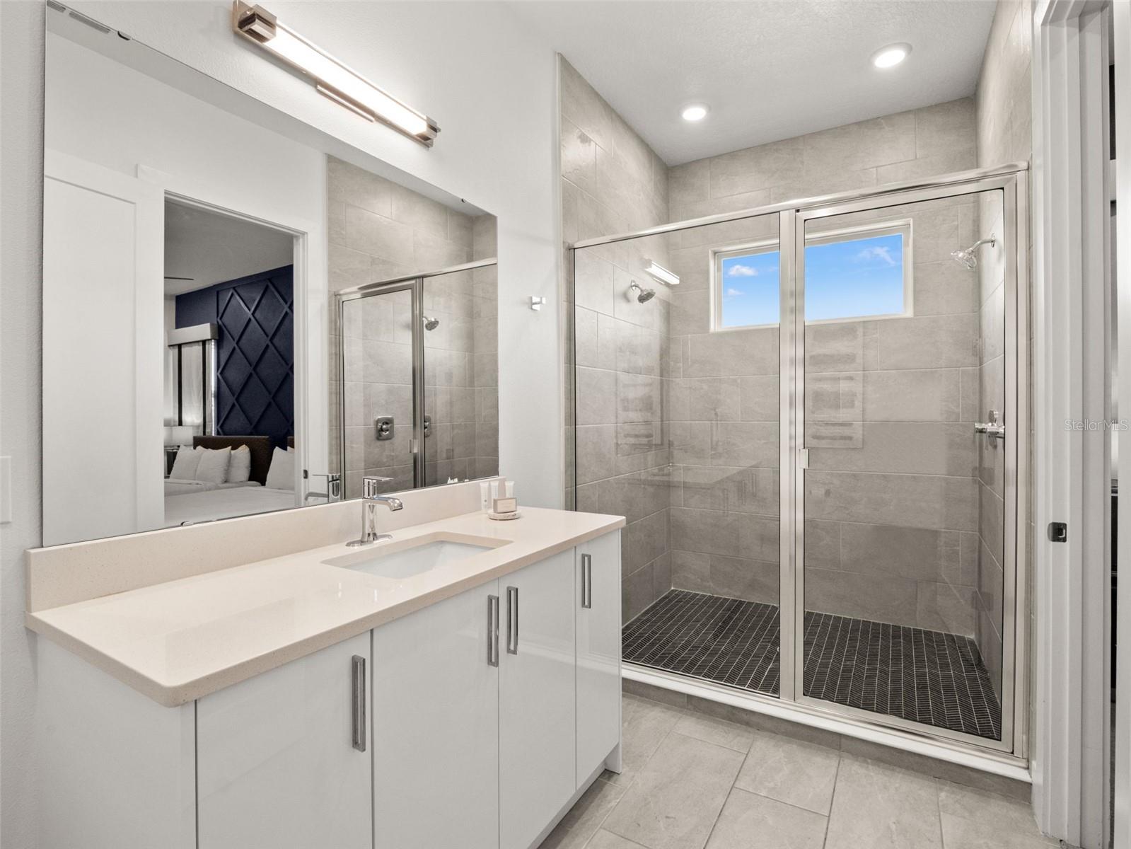 2021 Oak Creek Loop Property Photo 25