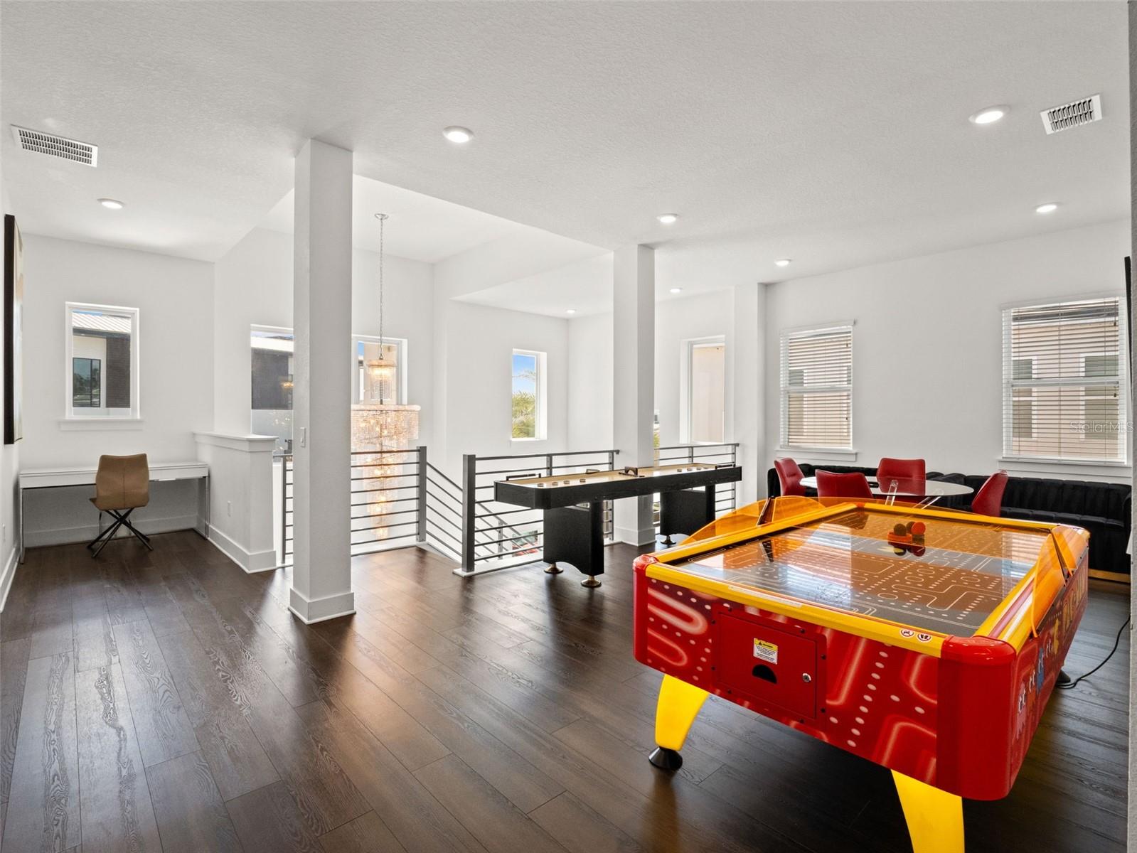 2021 Oak Creek Loop Property Photo 40