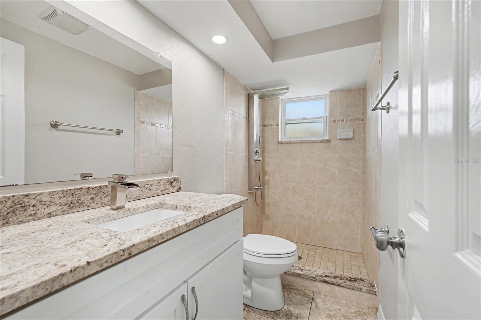 6337 Bonaire Ave Property Photo 20