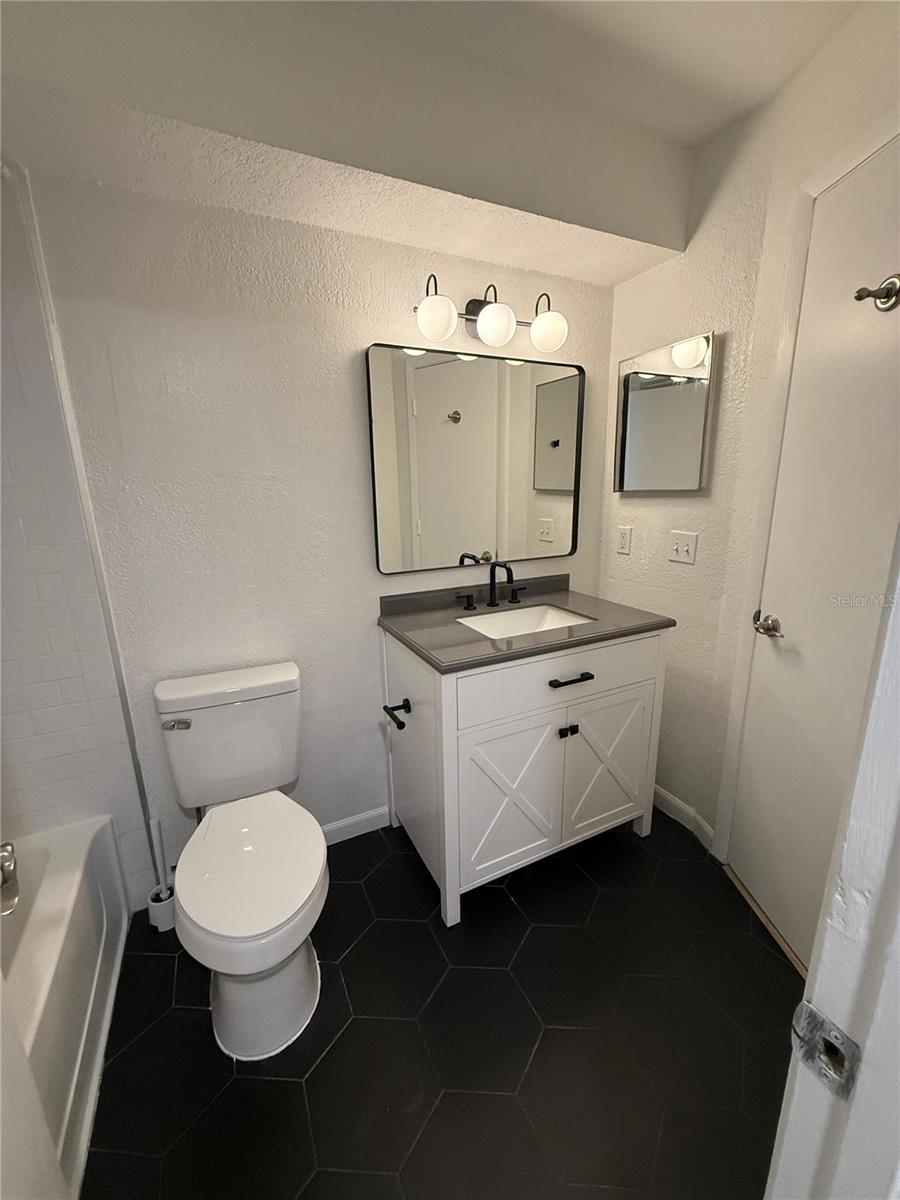 5160 Conroy Rd #21 Property Photo 16