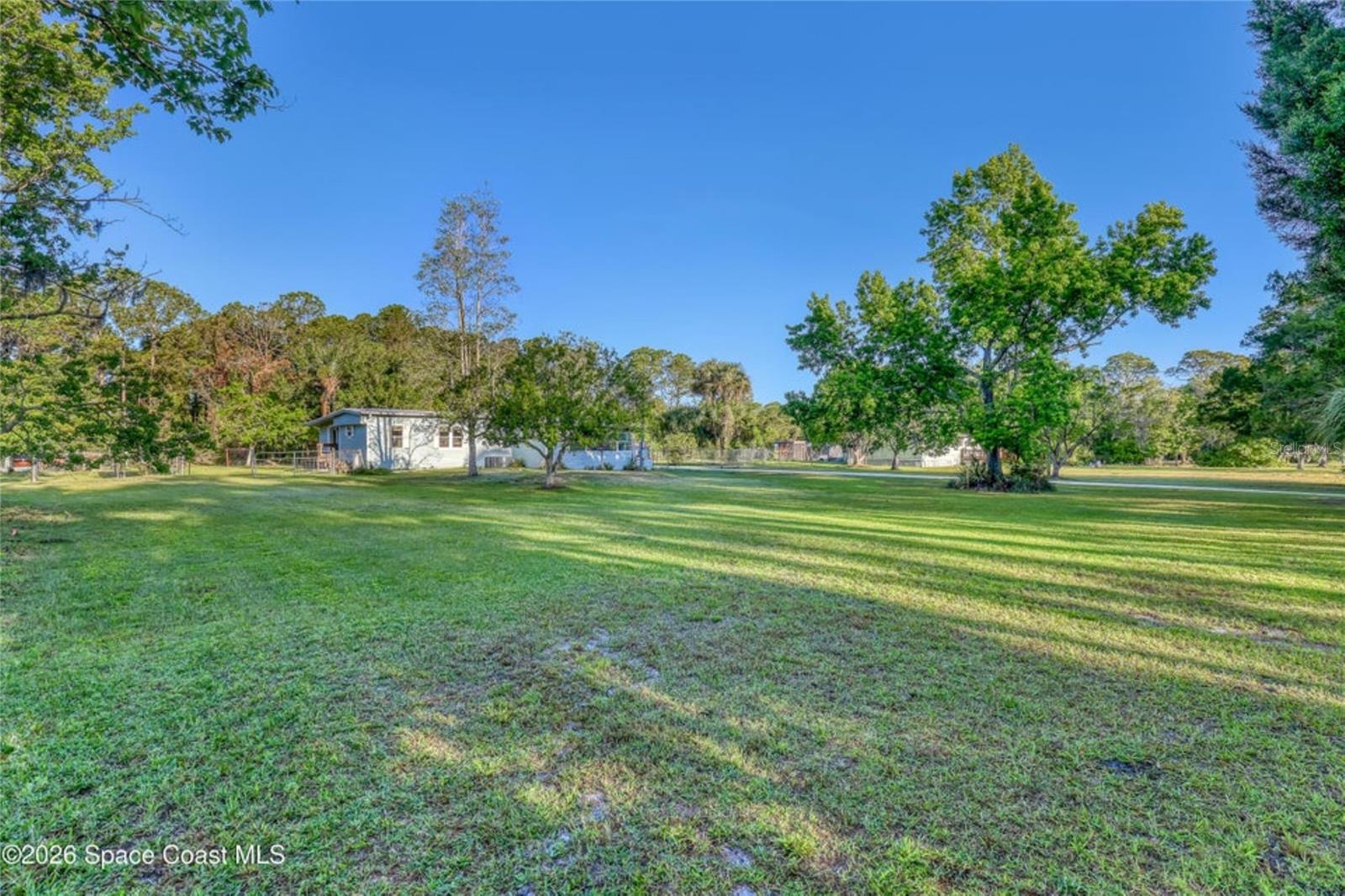 2540 Tuscany Dr Property Photo 3