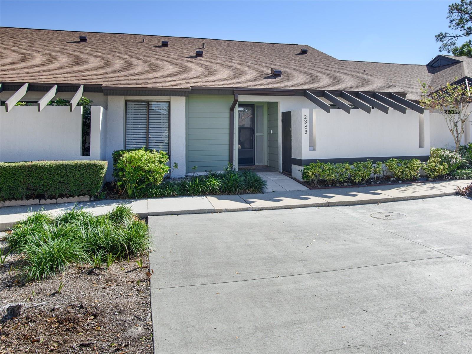 2383 Sun Valley Cir #2383 Property Photo 1