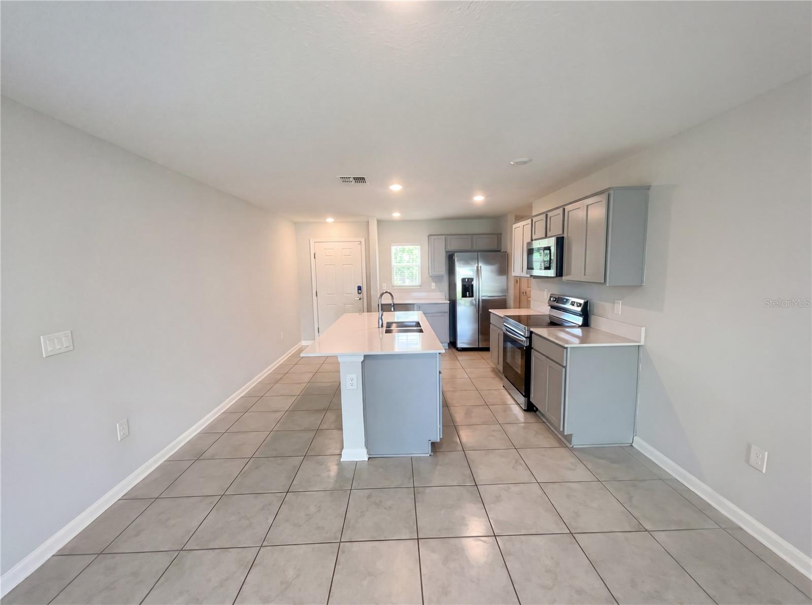 4322 Sunny Creek Pl Property Photo 2