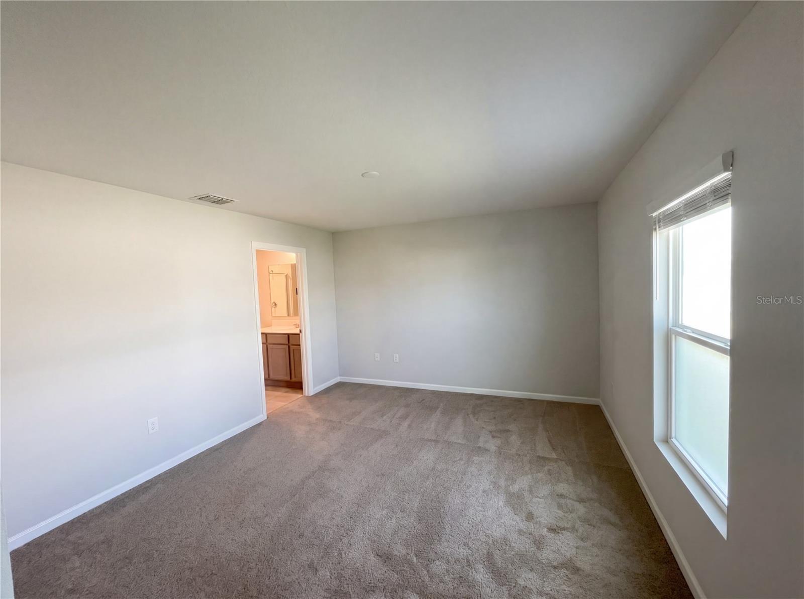 4322 Sunny Creek Pl Property Photo 9