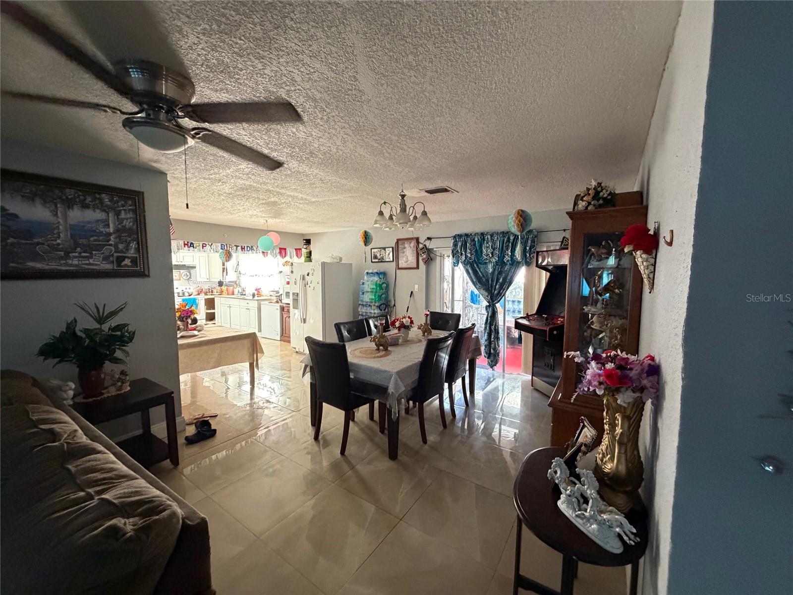 1820 Barna Ave Property Photo 4
