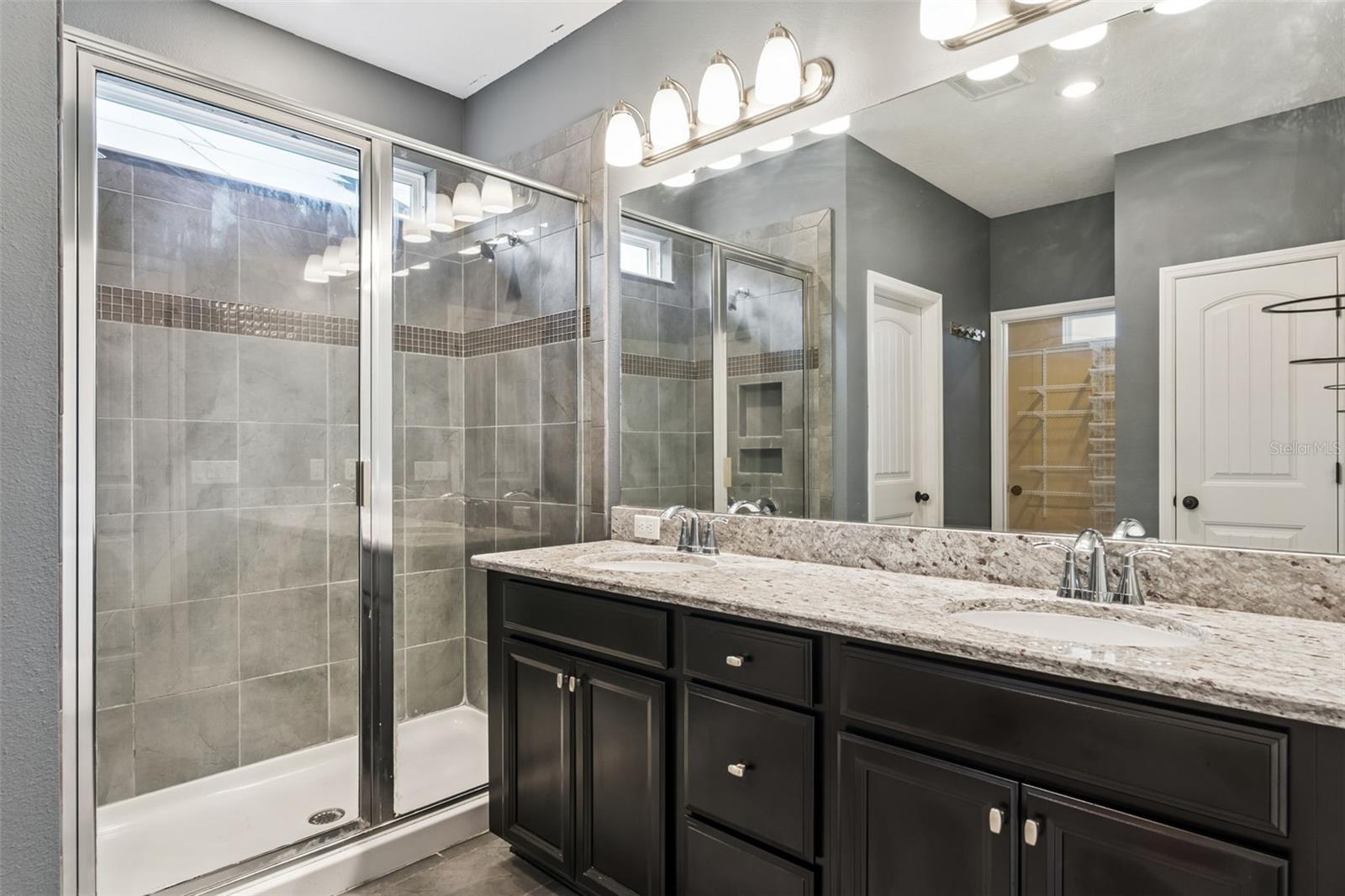 9354 Meadow Hunt Way Property Photo 12