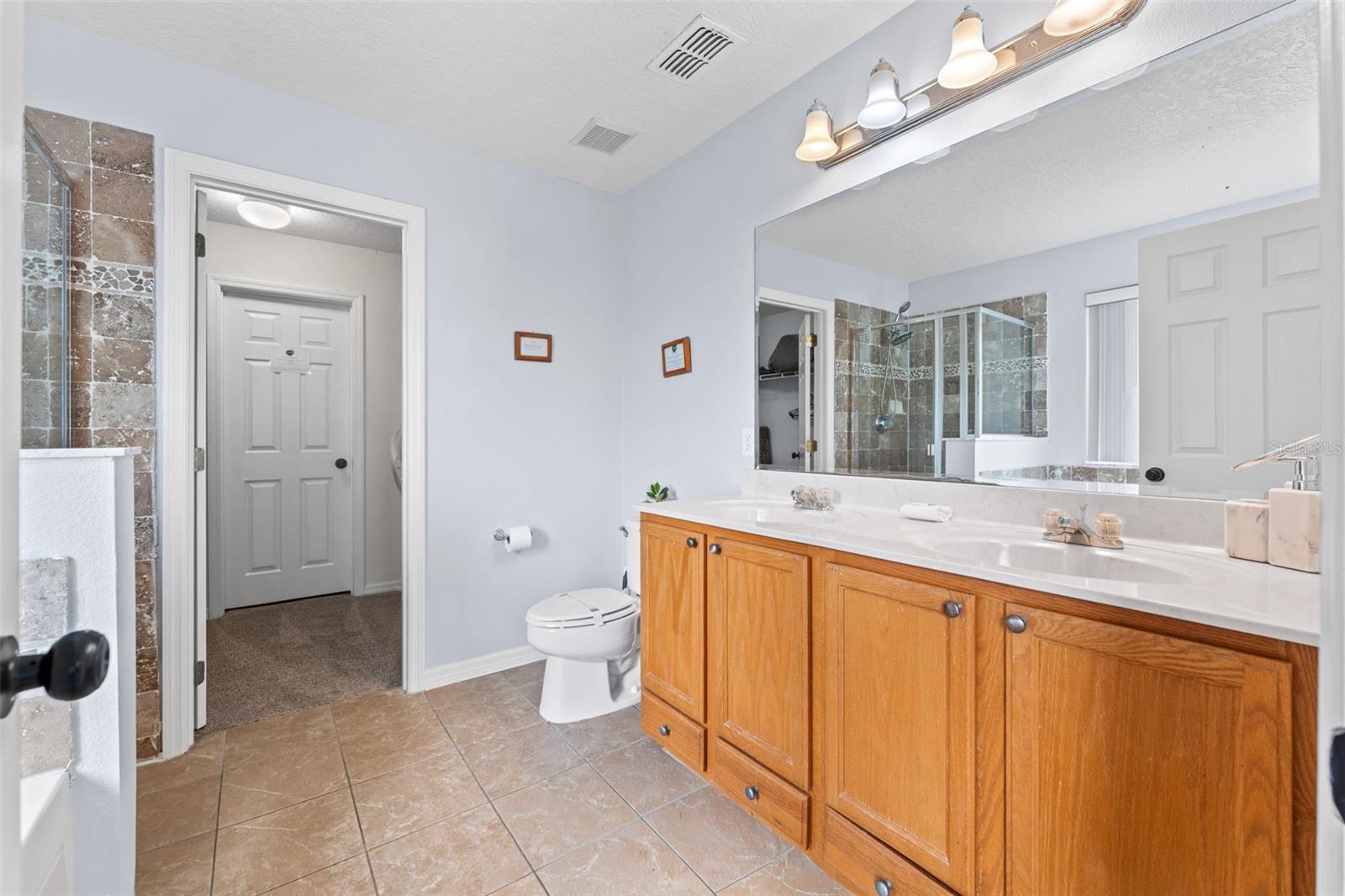 213 Willow View Dr Property Photo 22