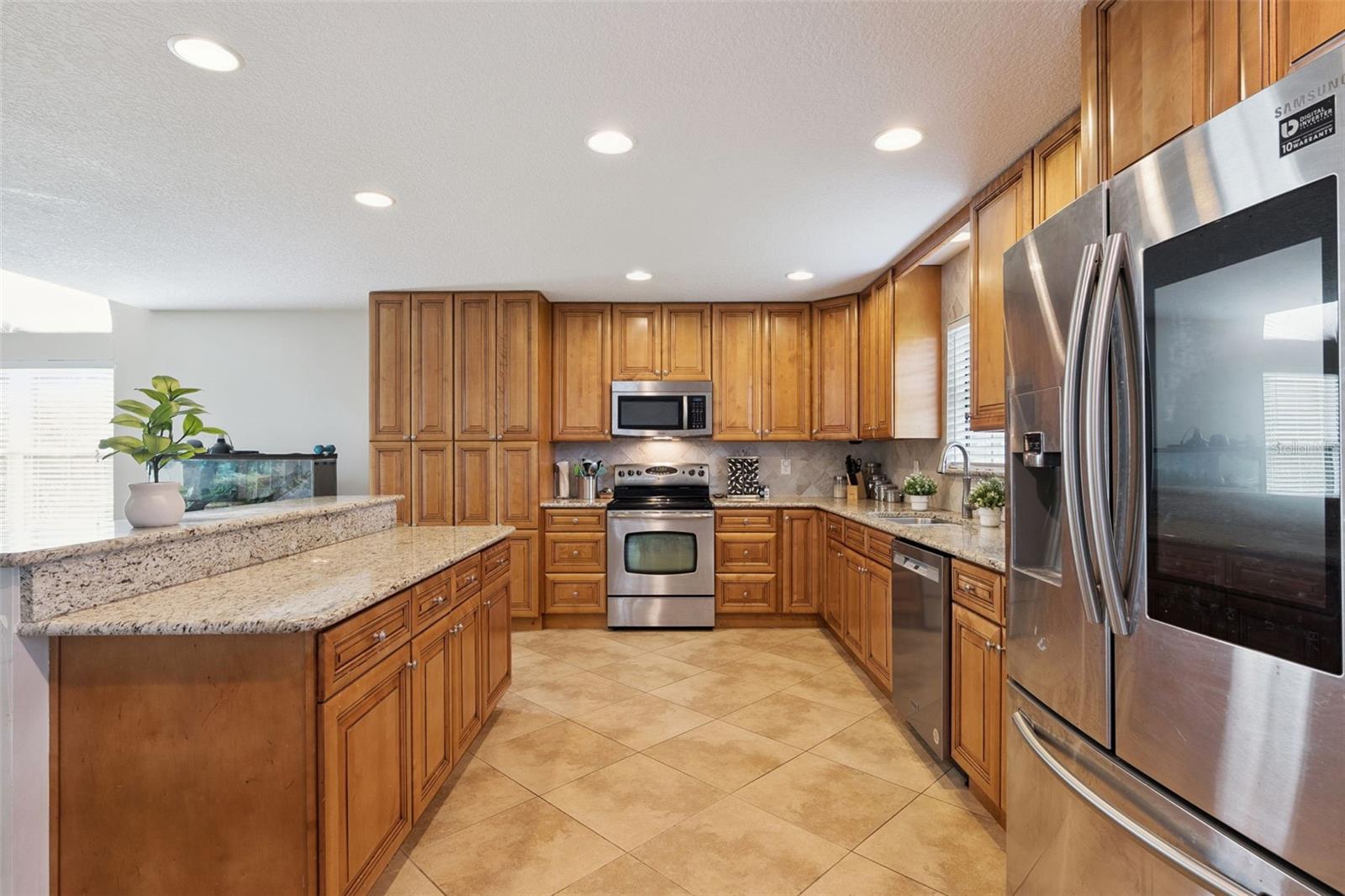 1458 Royal Cir Property Photo 13