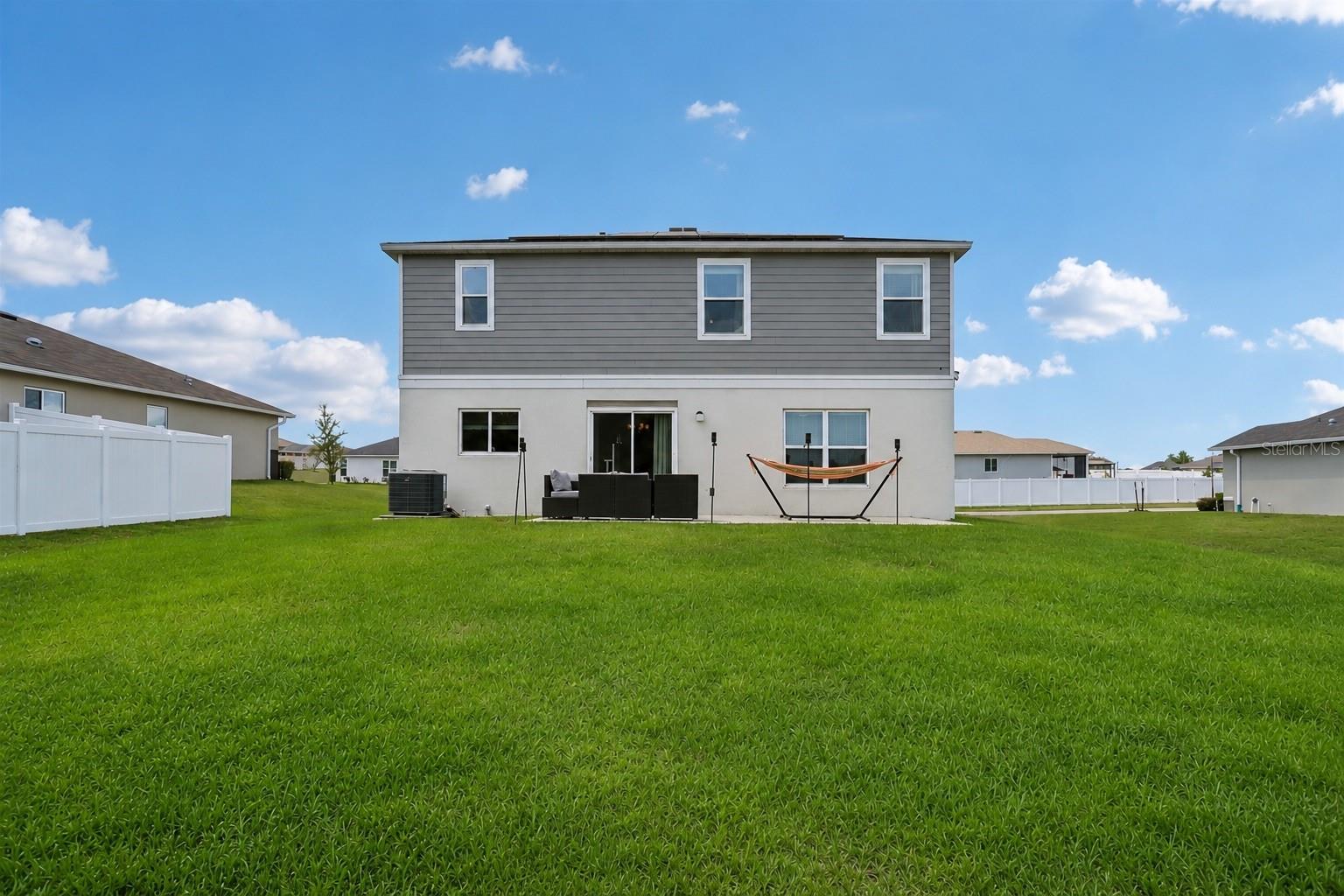 2082 Ficus St Property Photo 19
