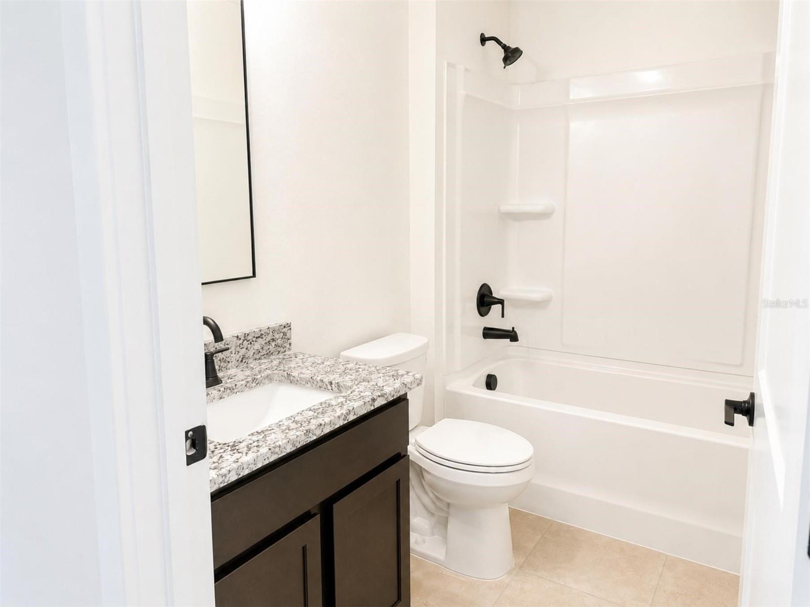 247 Verny Grove Ln Property Photo 5
