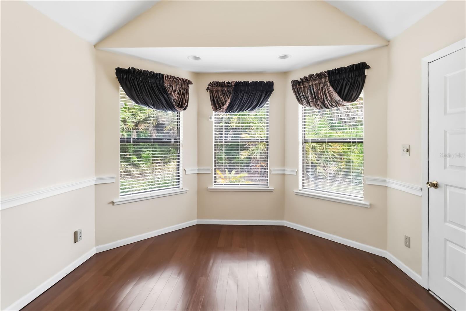 6928 Sawgrass Dr Property Photo 27