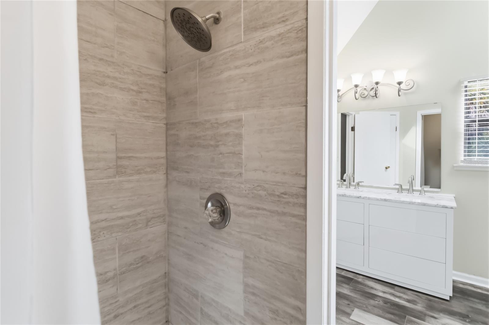 6928 Sawgrass Dr Property Photo 30