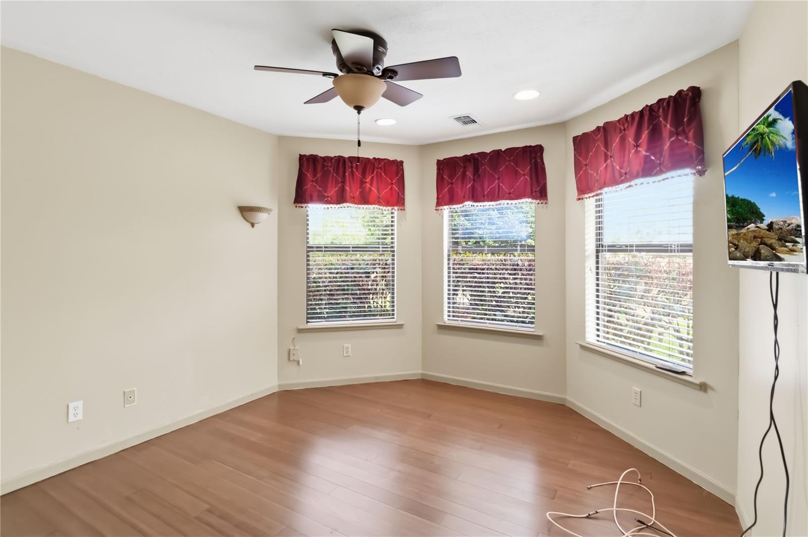 6928 Sawgrass Dr Property Photo 31