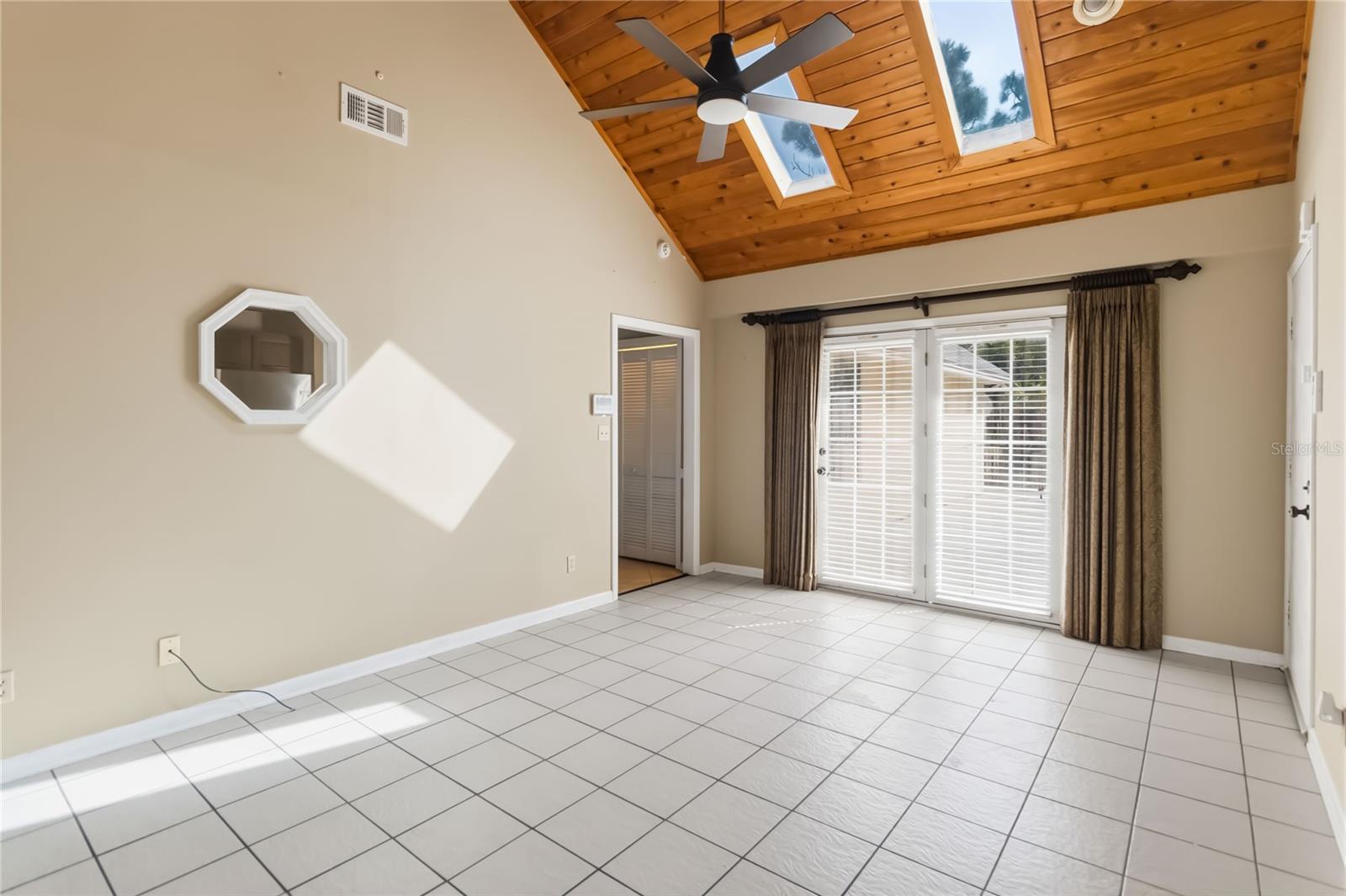 6928 Sawgrass Dr Property Photo 34