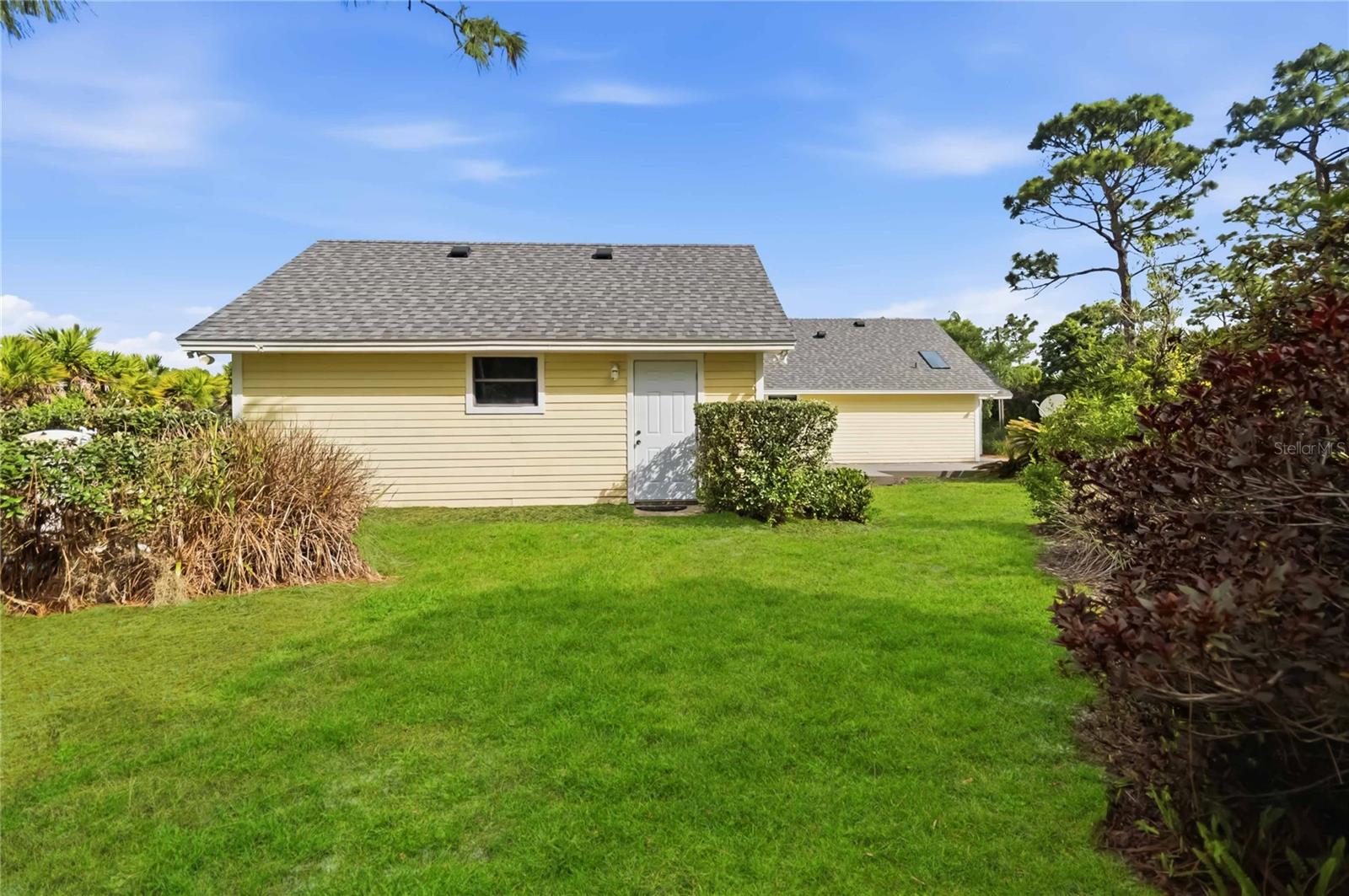 6928 Sawgrass Dr Property Photo 40