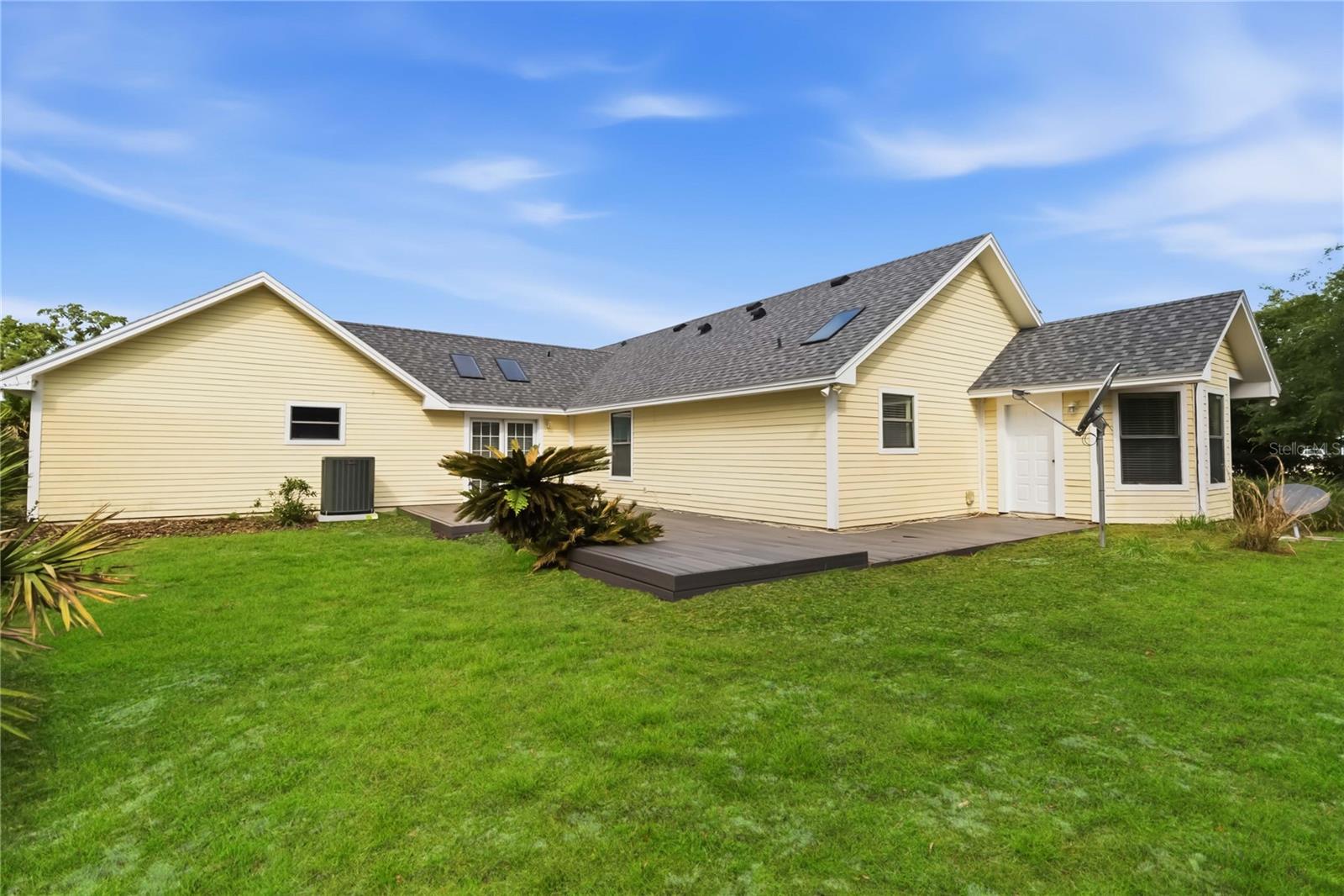 6928 Sawgrass Dr Property Photo 41