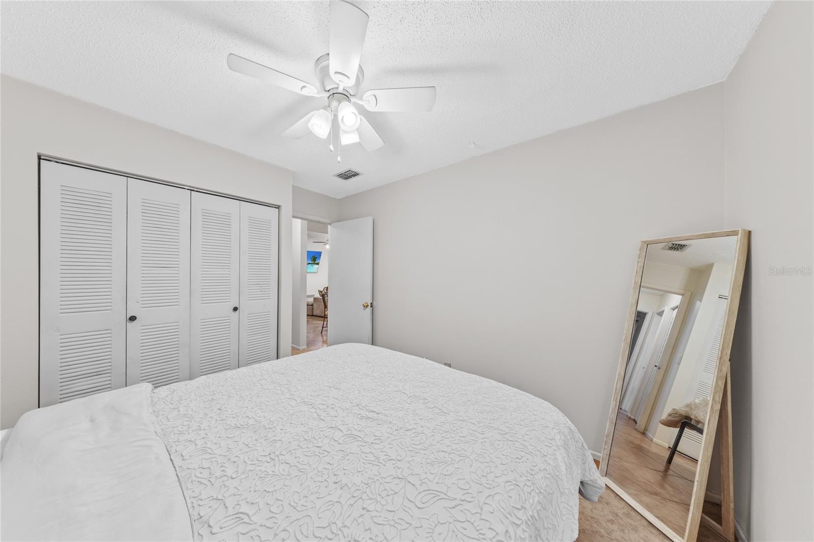 335 Kirkcaldy Dr Property Photo 29