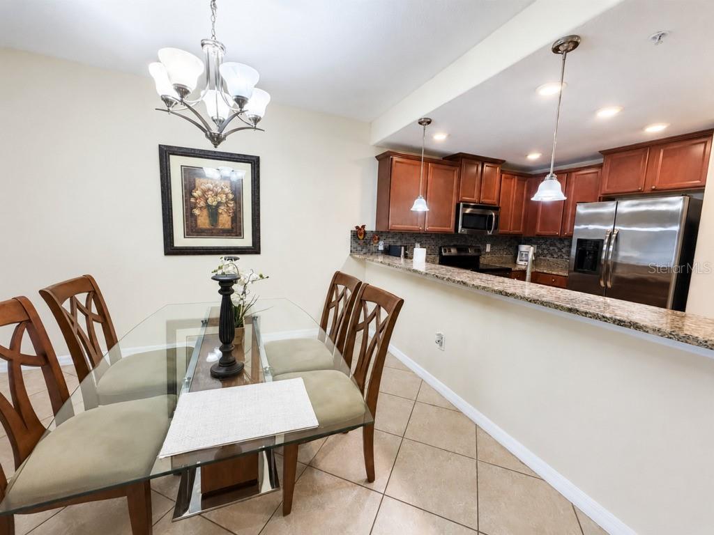 8931 Azalea Sands Ln Property Photo 4