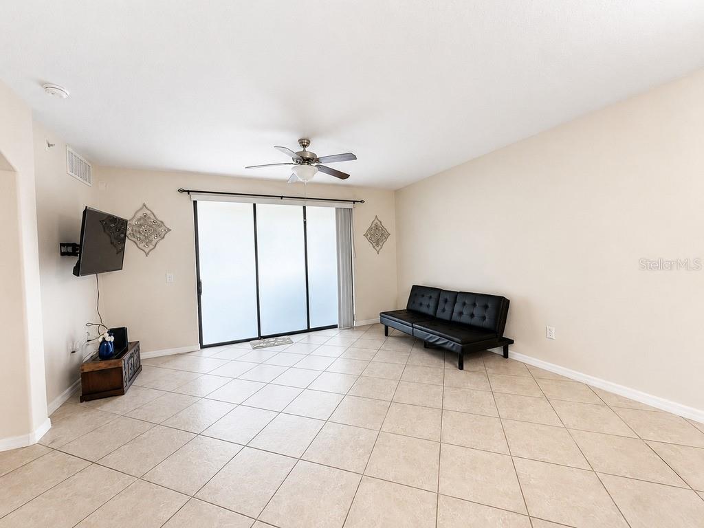 8931 Azalea Sands Ln Property Photo 7