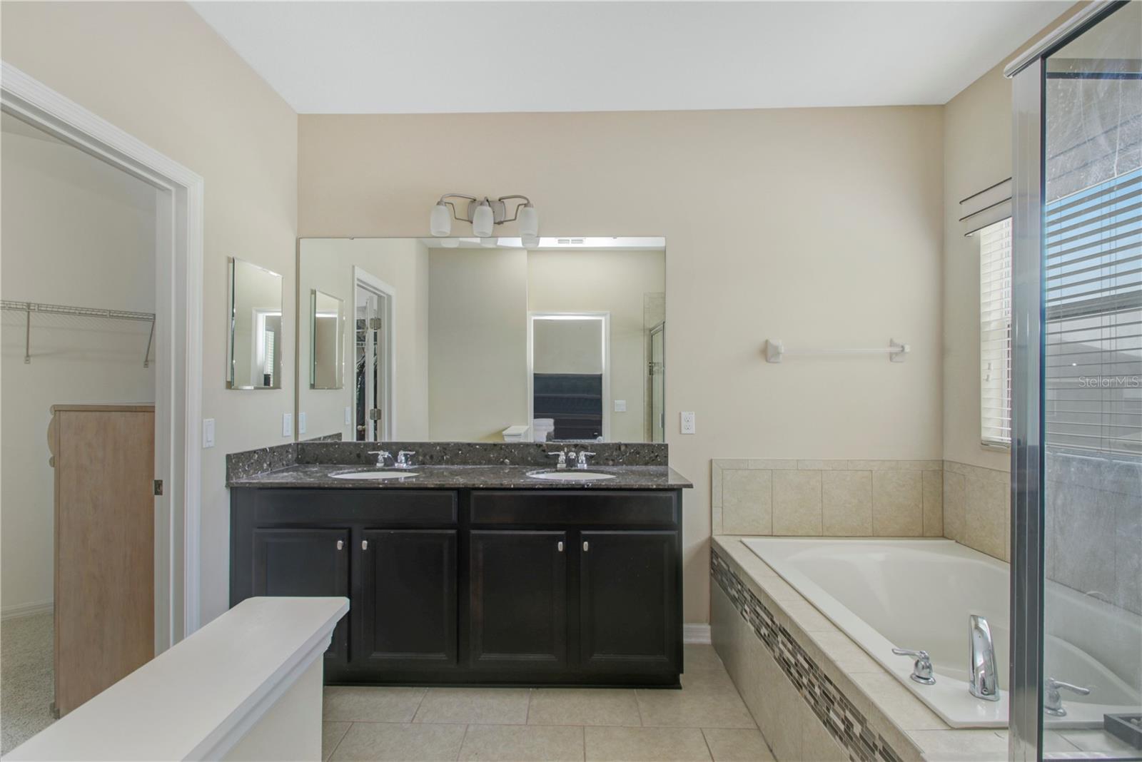 9009 Vickroy Ter Property Photo 26