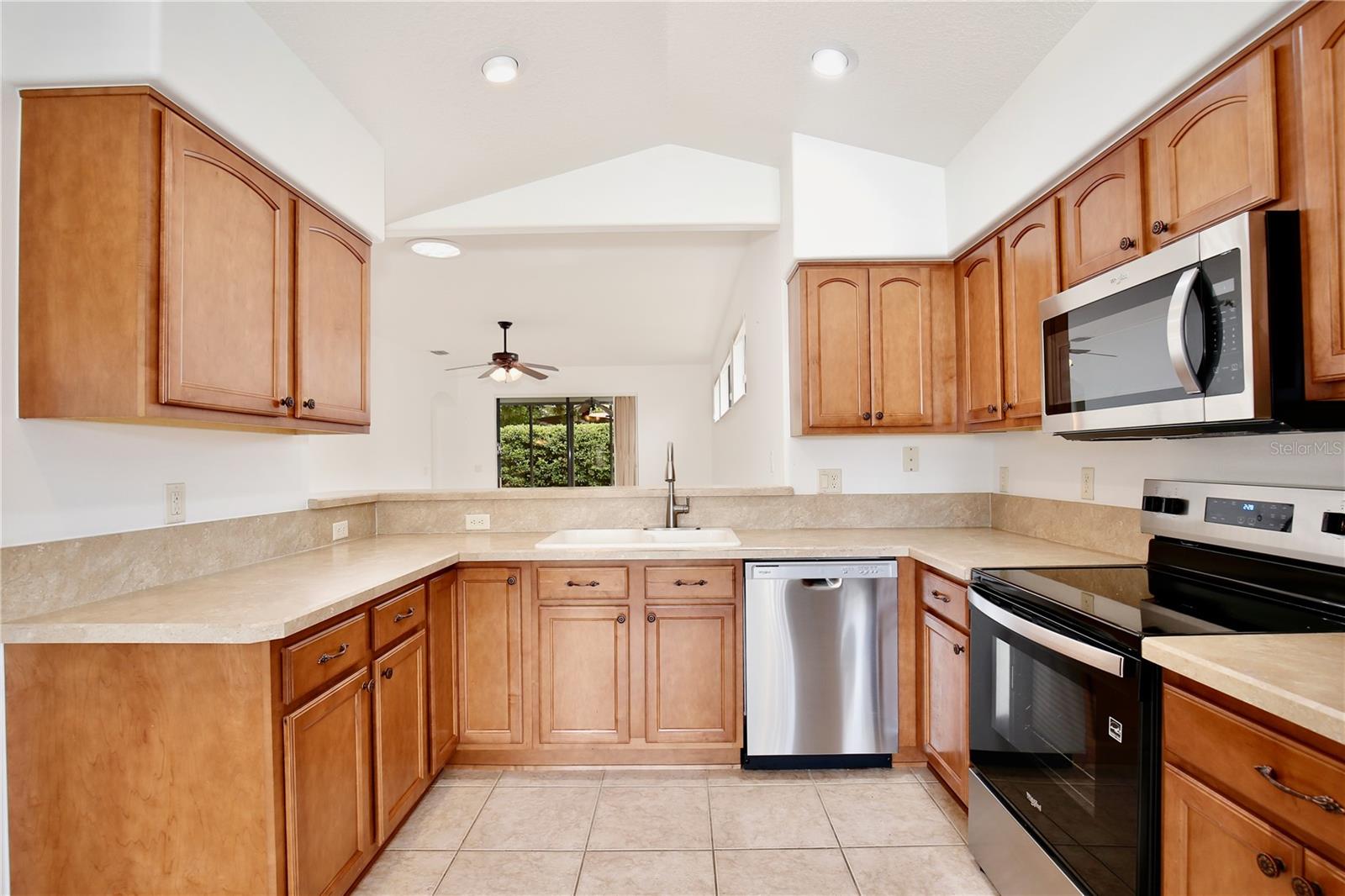 27210 Stoney Brook Dr Property Photo 5