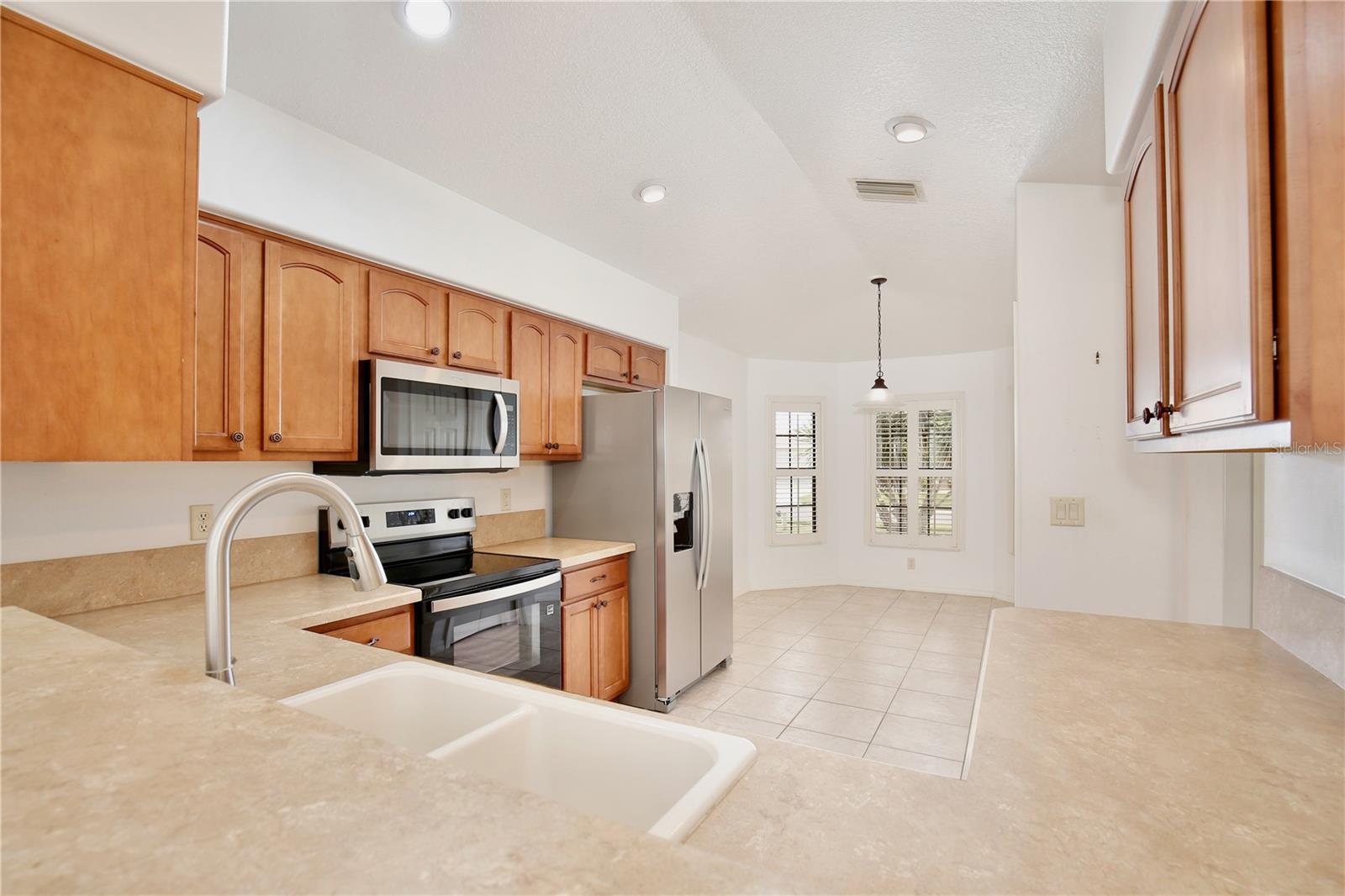 27210 Stoney Brook Dr Property Photo 6