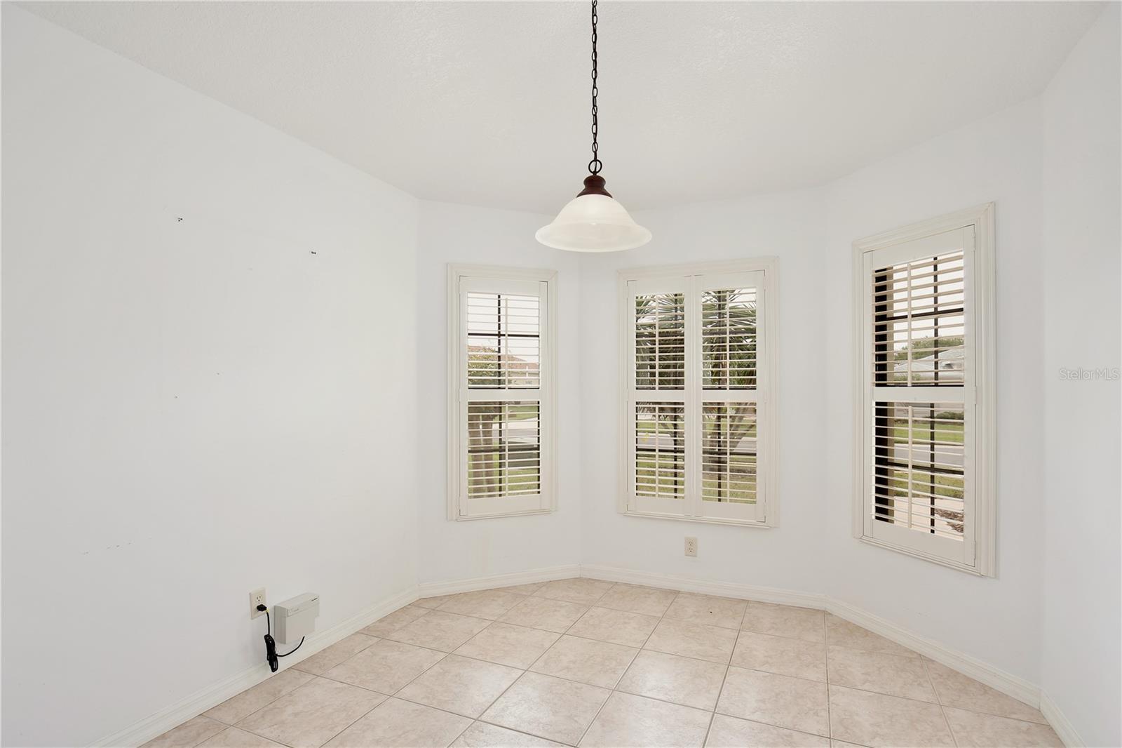 27210 Stoney Brook Dr Property Photo 8