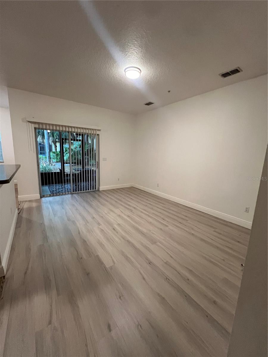 7523 Pellham Way Property Photo 8