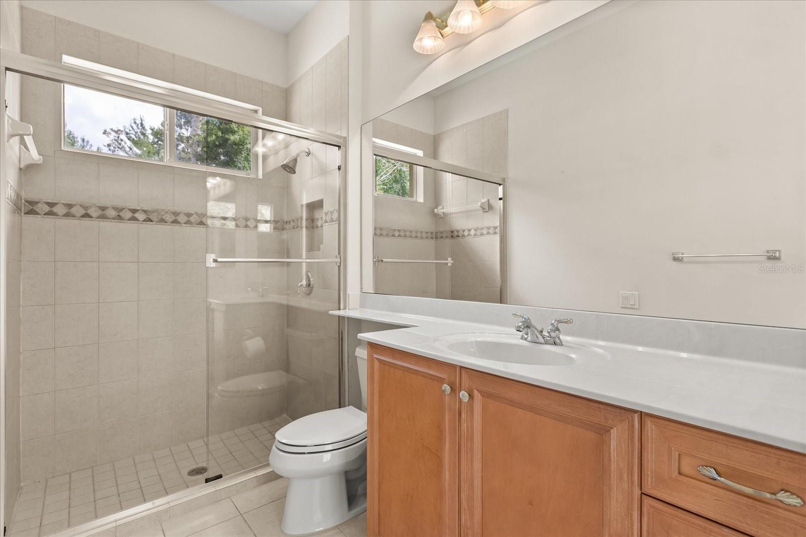 420 Valley Stream Dr Property Photo 31