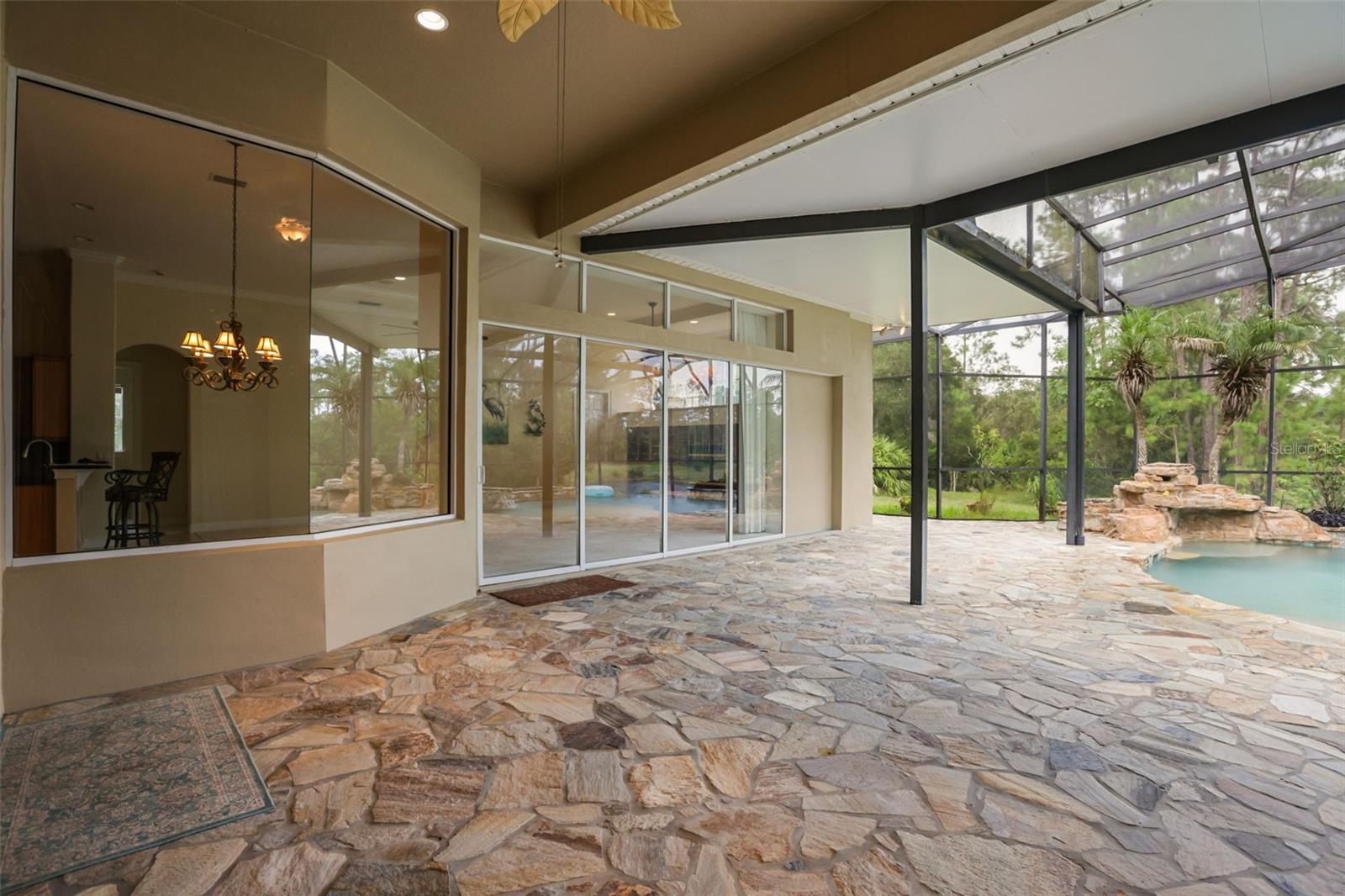 420 Valley Stream Dr Property Photo 34