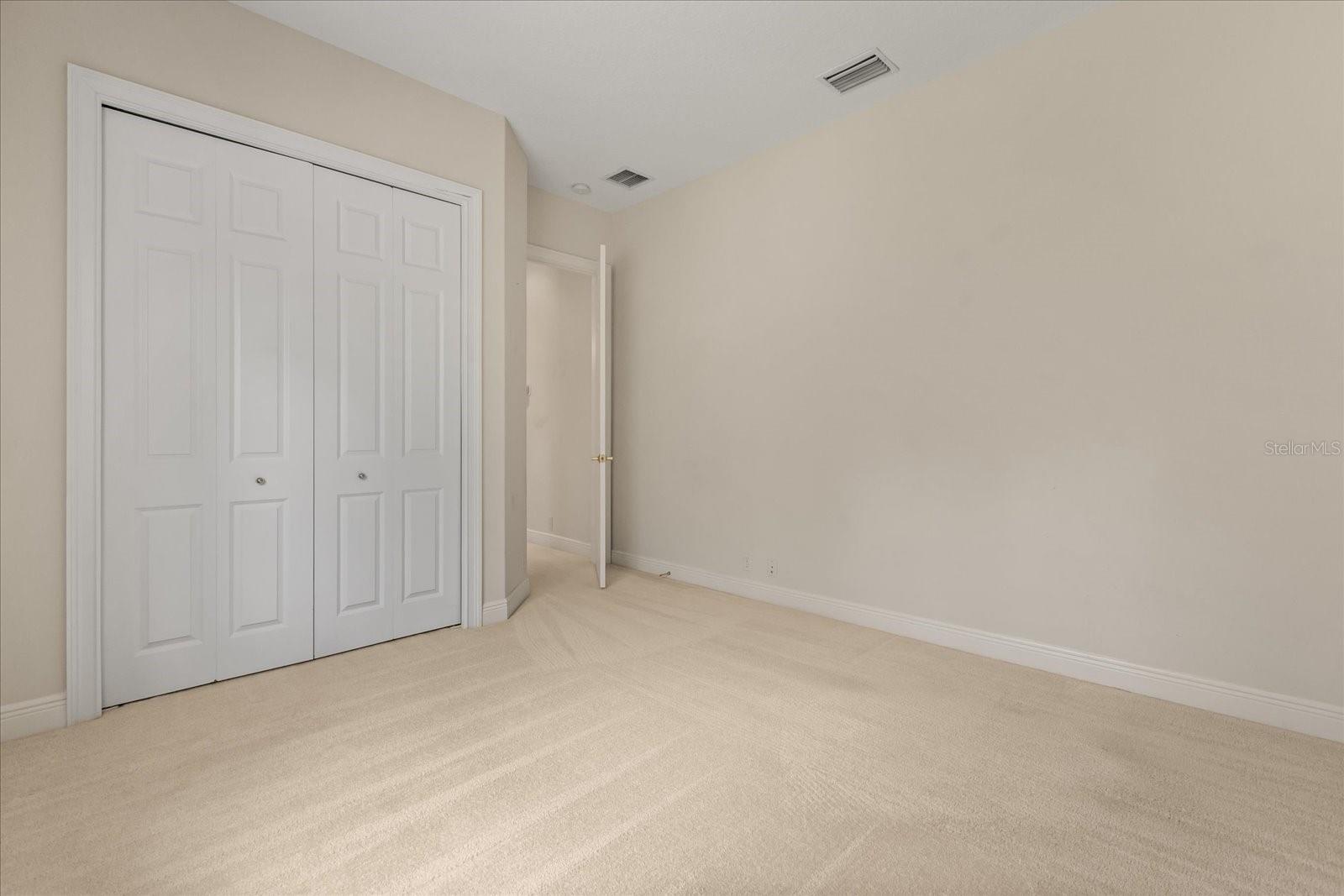 420 Valley Stream Dr Property Photo 38