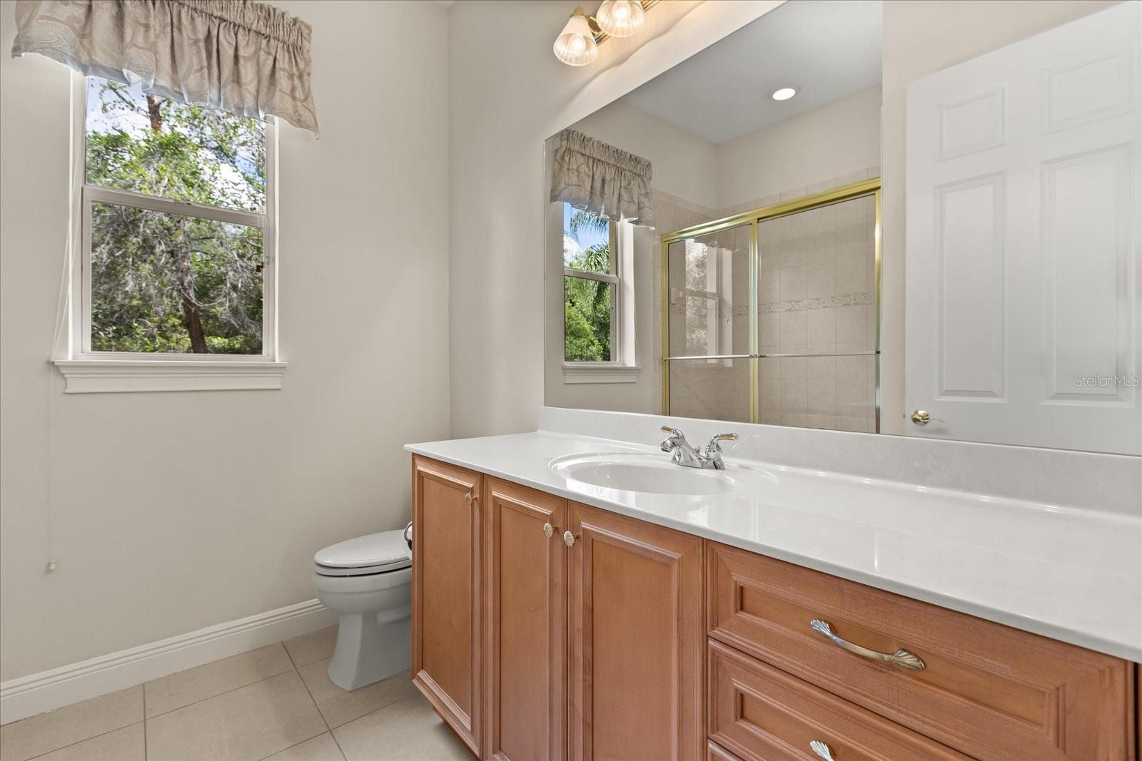 420 Valley Stream Dr Property Photo 39