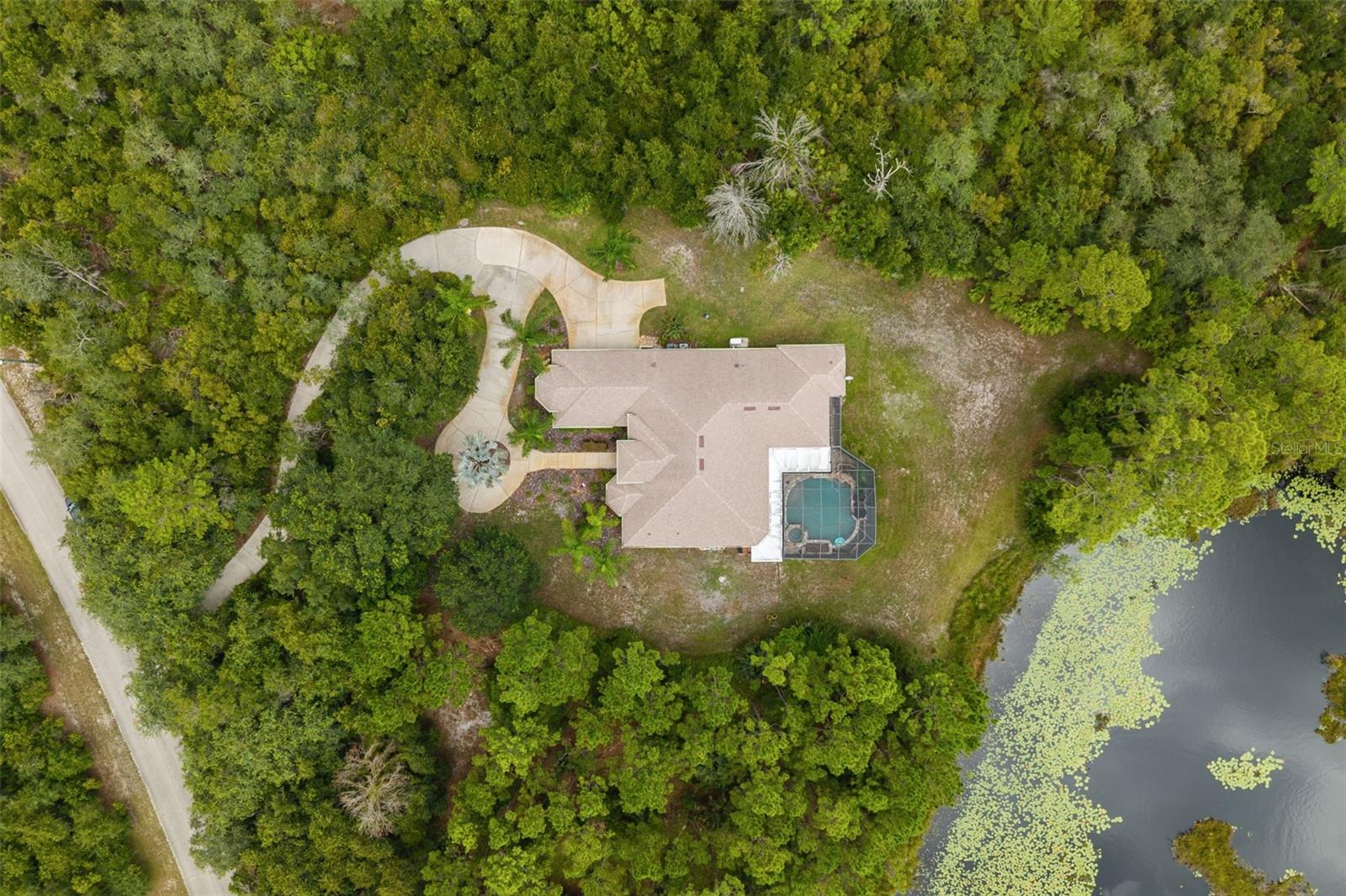 420 Valley Stream Dr Property Photo 52